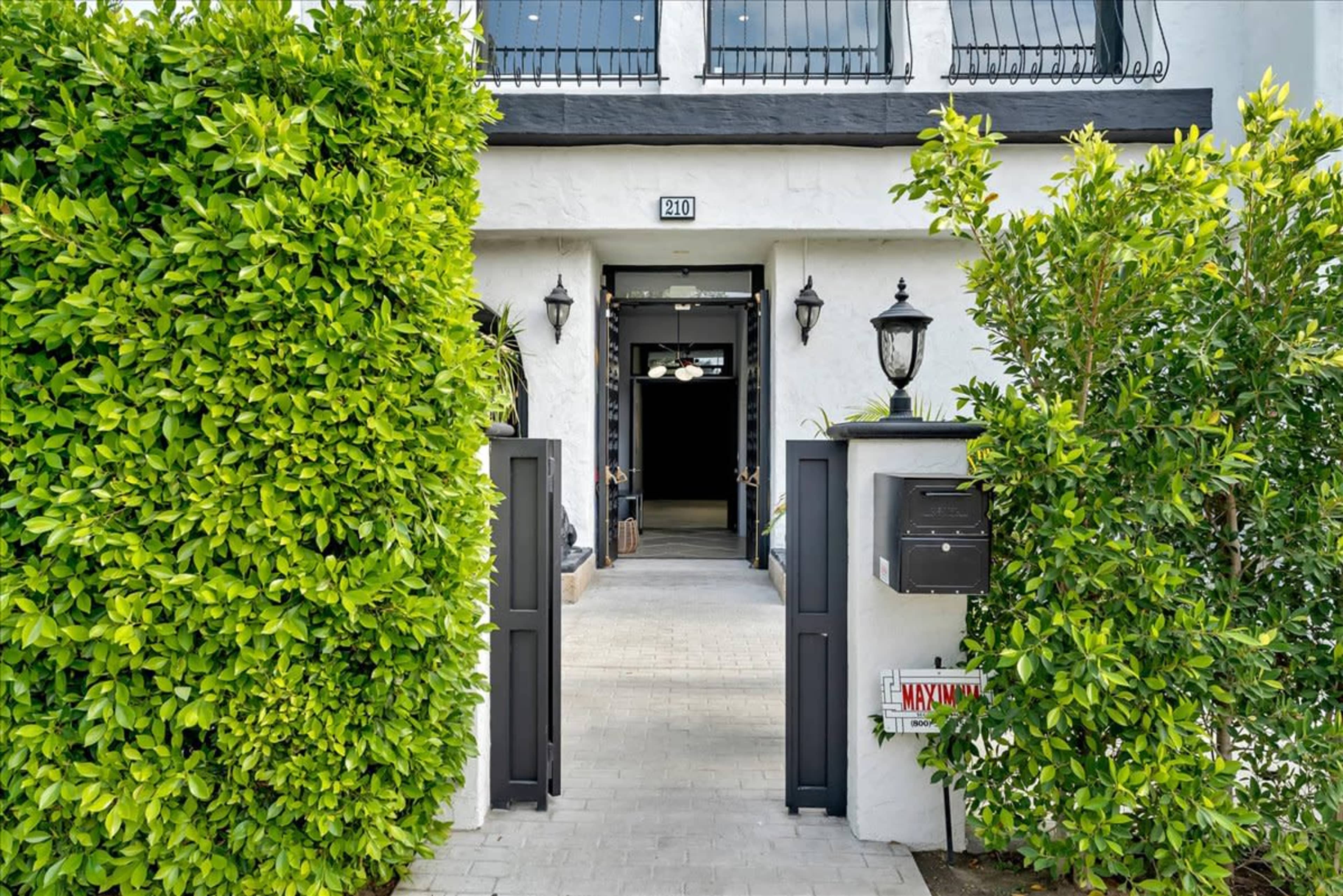 Glendale Gem Venue For Rent Image in Downtown, Glendale, CA