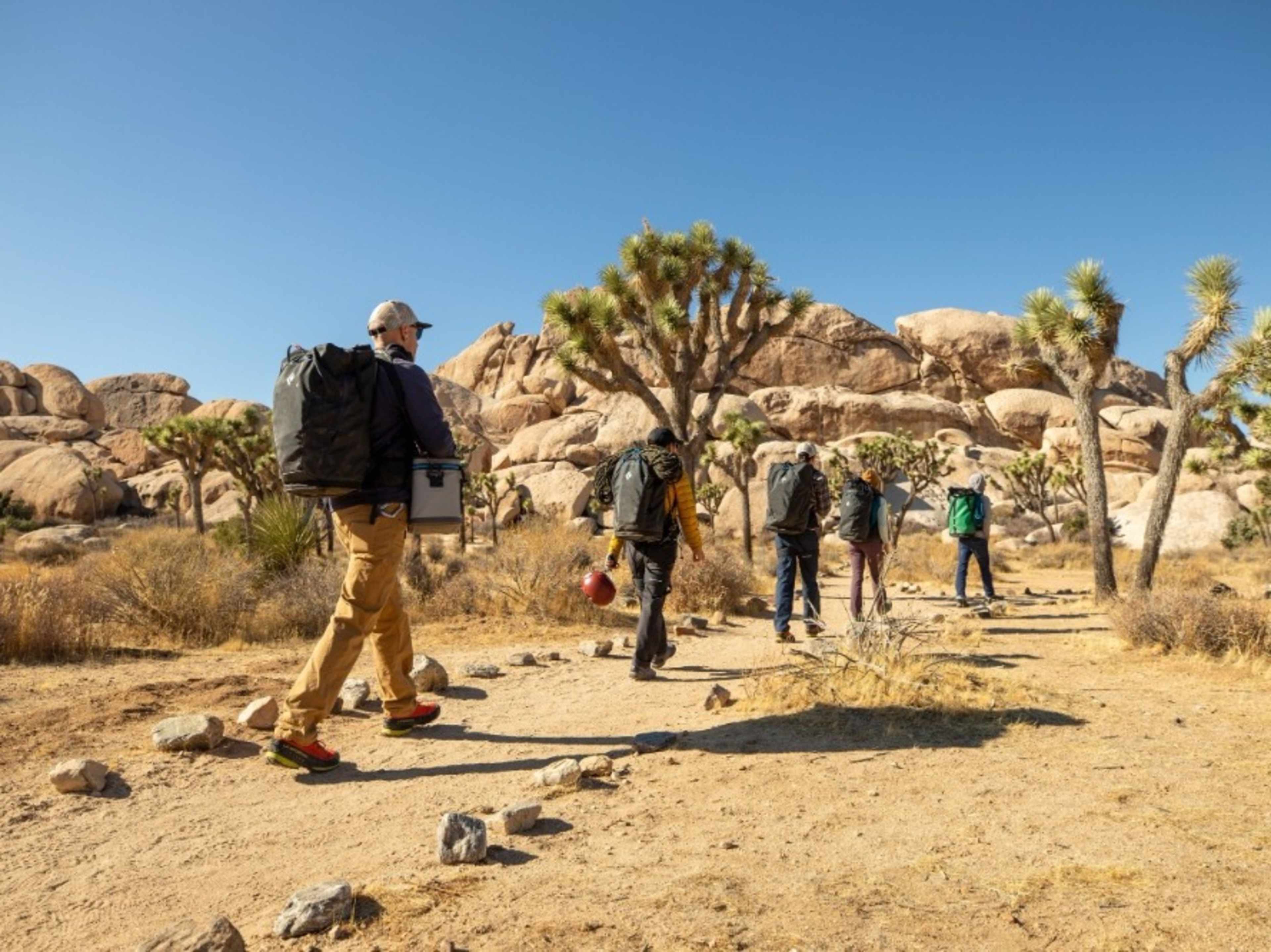  PRIVATE HIKING GUIDE