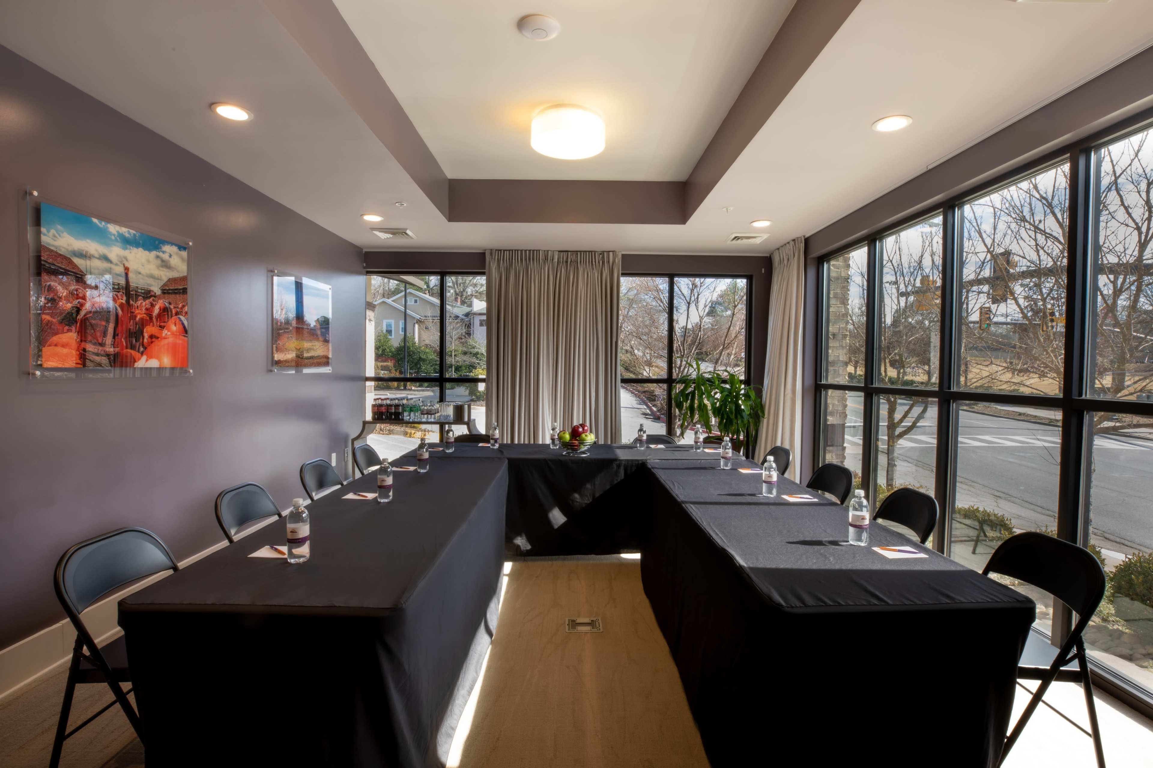 Cozy Meeting Room Space Right Off Campus Image in Clemson, Clemson, SC