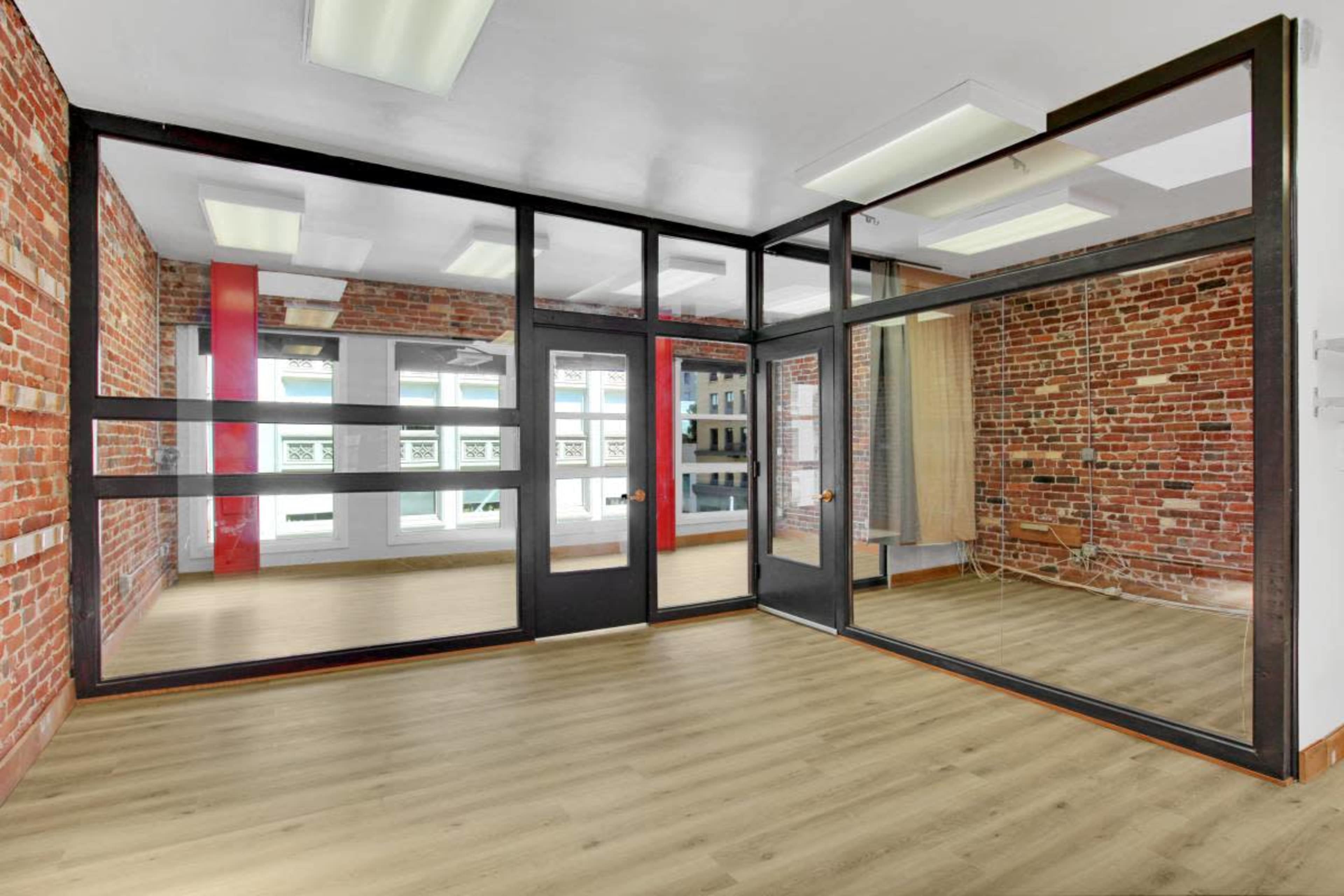 Cozy and Brick Wall Large Studio in the Center of Downtown San Francisco Financial District Image in Union Square, San Francisco, CA