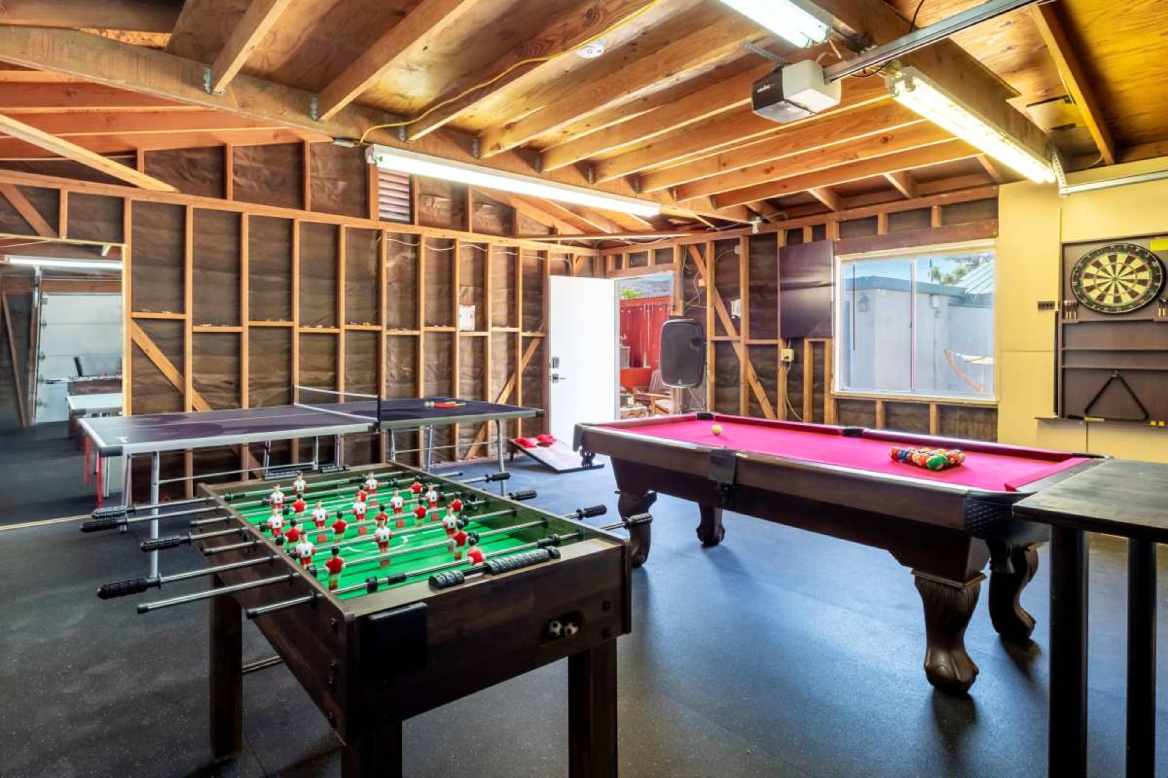 Hilltop Desert House Image in Joshua Tree, Joshua Tree, CA