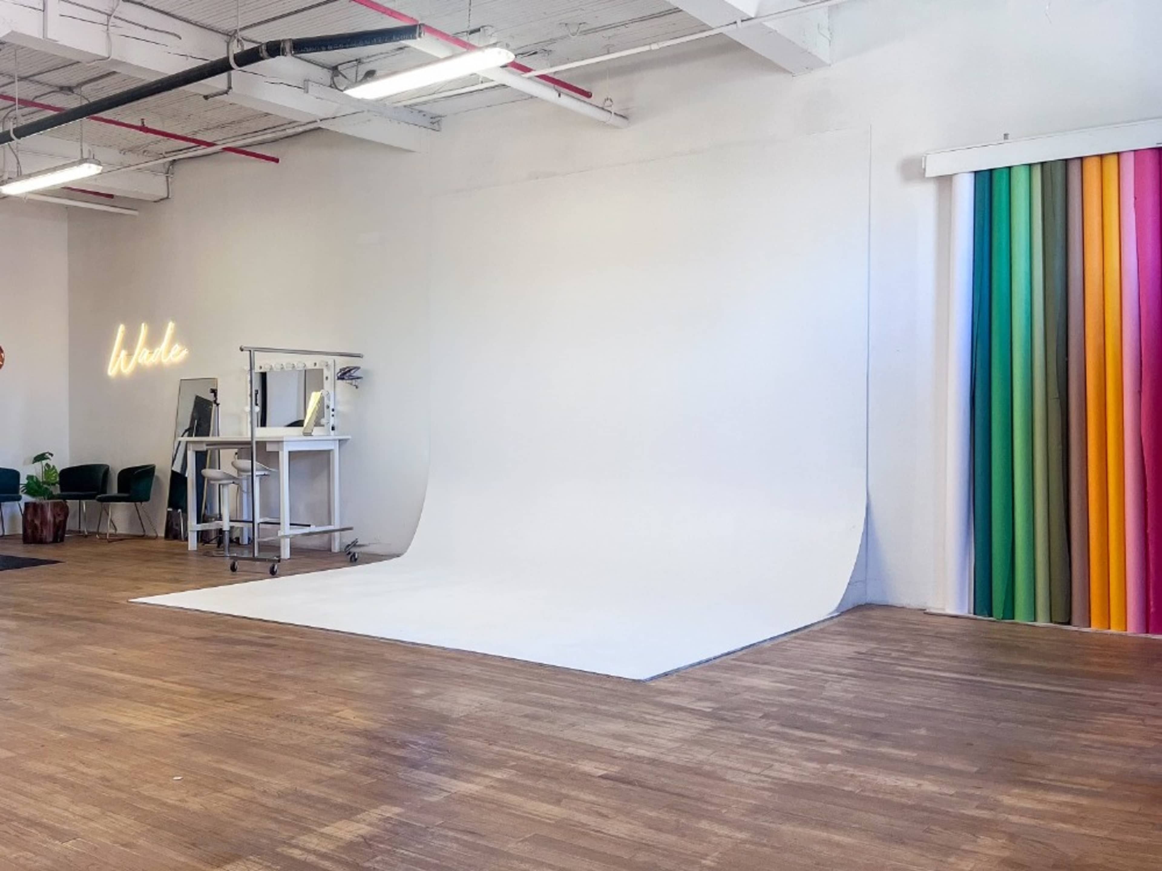 Pristine Cyclorama 