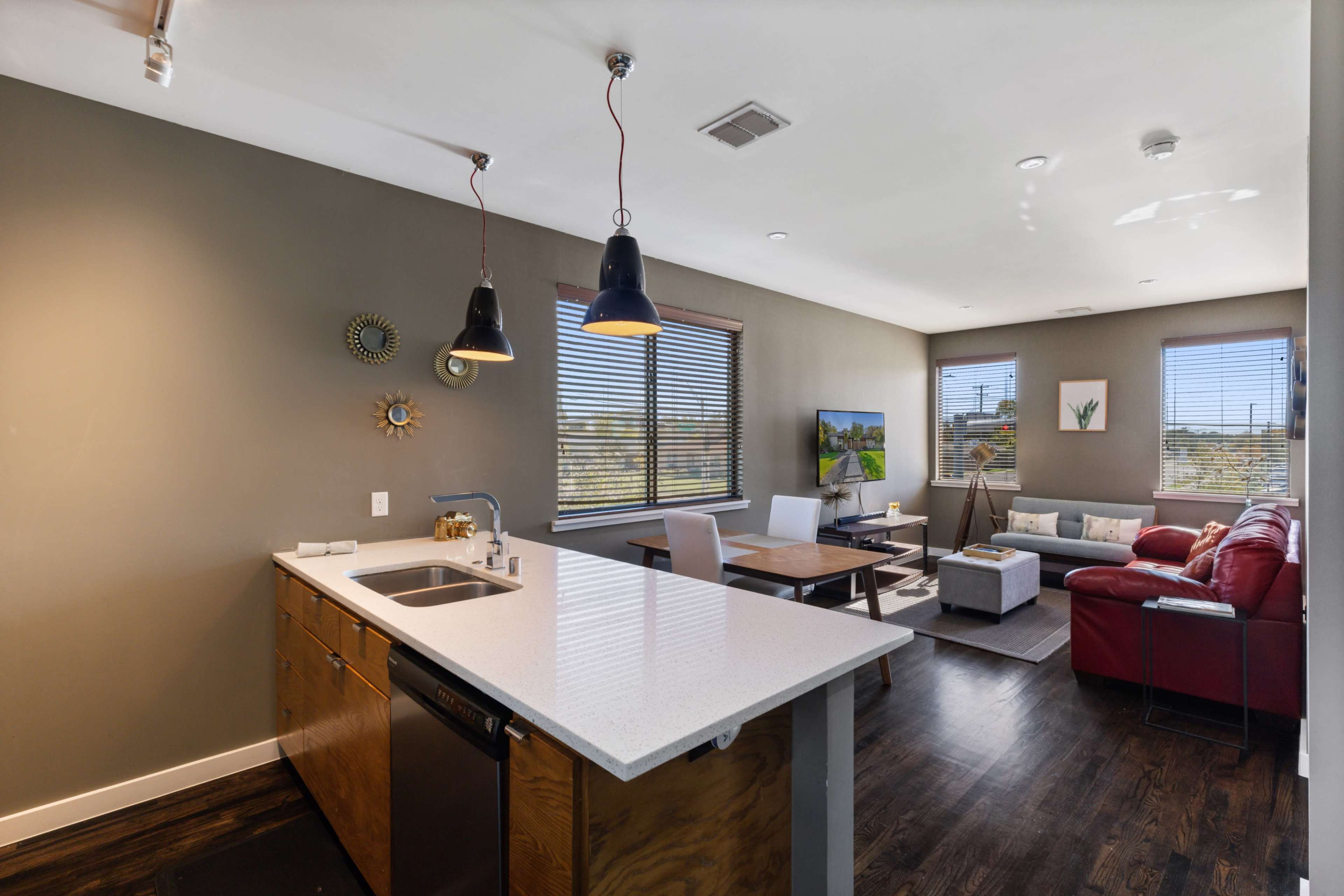 Luxury Mid-century Modern Apartment in Preston Hollow Image in Northwest Dallas, Dallas, TX