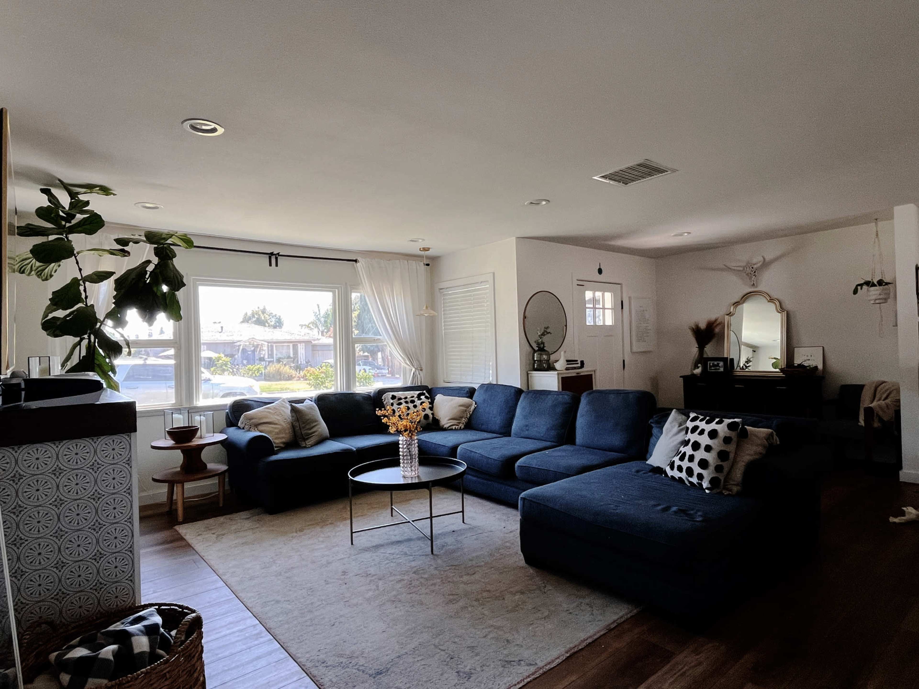 Cozy California Bungalow meet East Coast Vibes Image in Glendora, Glendora, CA