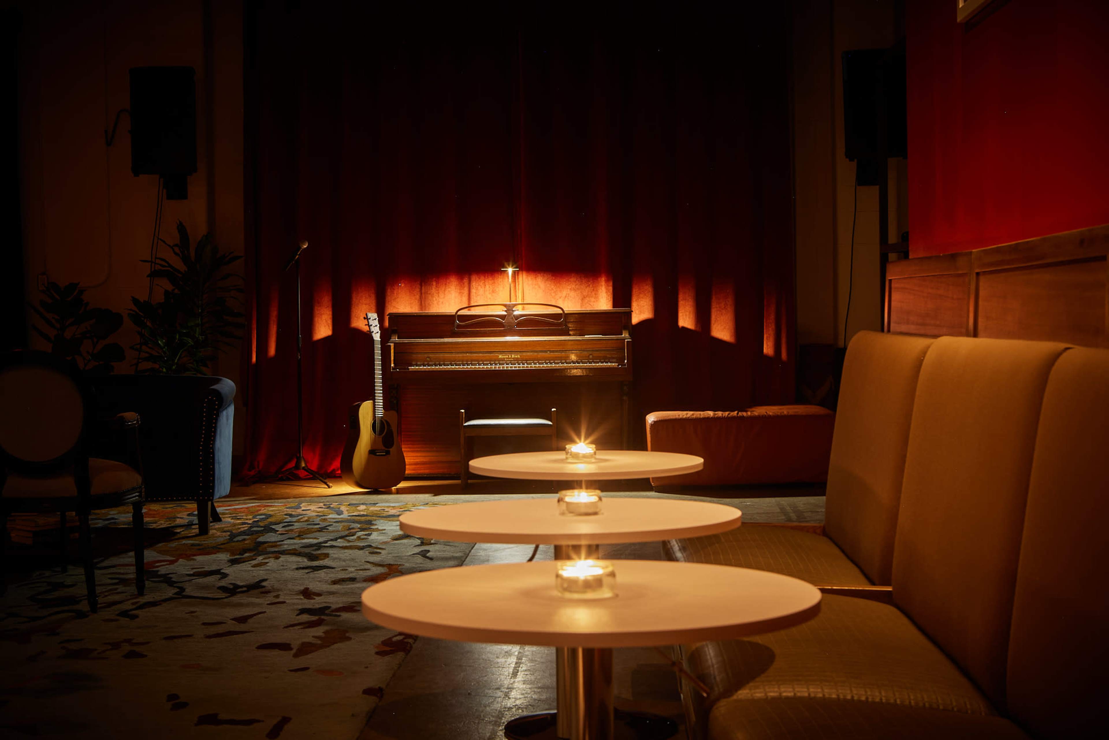 Multi-use Open Concept West End Venue with Spacious Full Kitchen Image in Junction Triangle, Toronto, ON