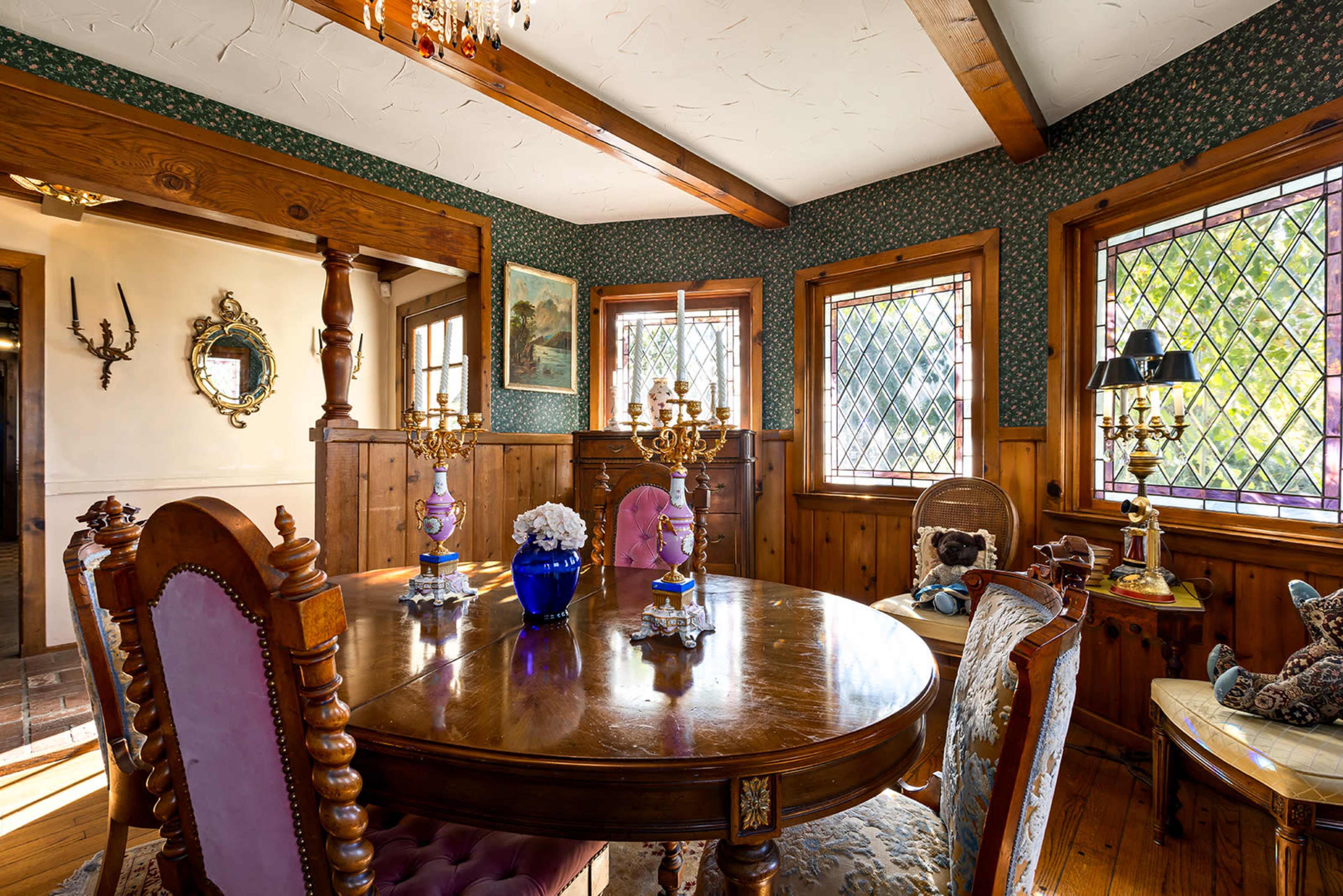 Enchanted Cottage with Vintage Designs Image in Northridge, Sherwood Forest, CA