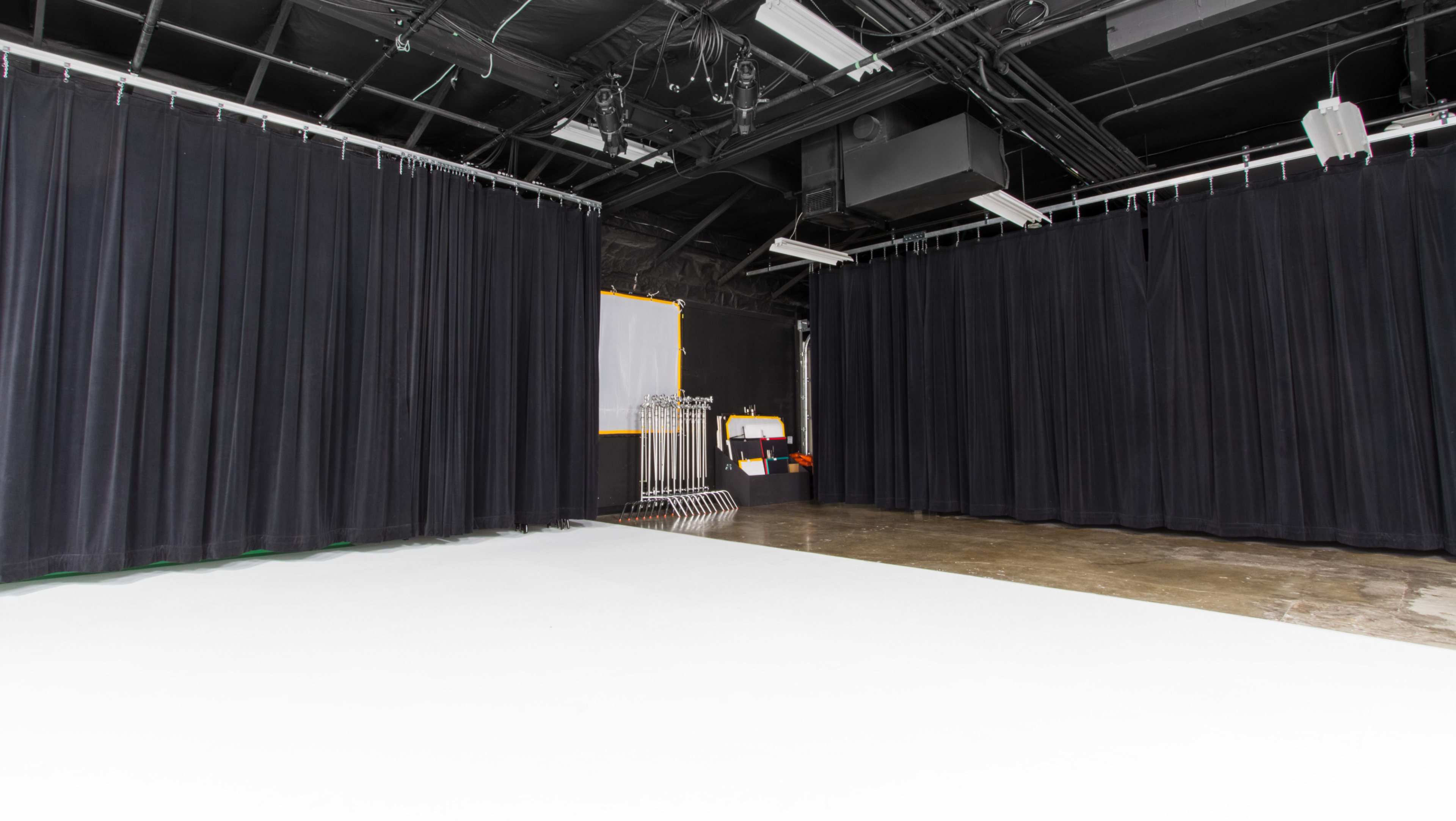 Flexible video production space conveniently located near Microsoft and Meta Image in Wilburton, Bellevue, WA