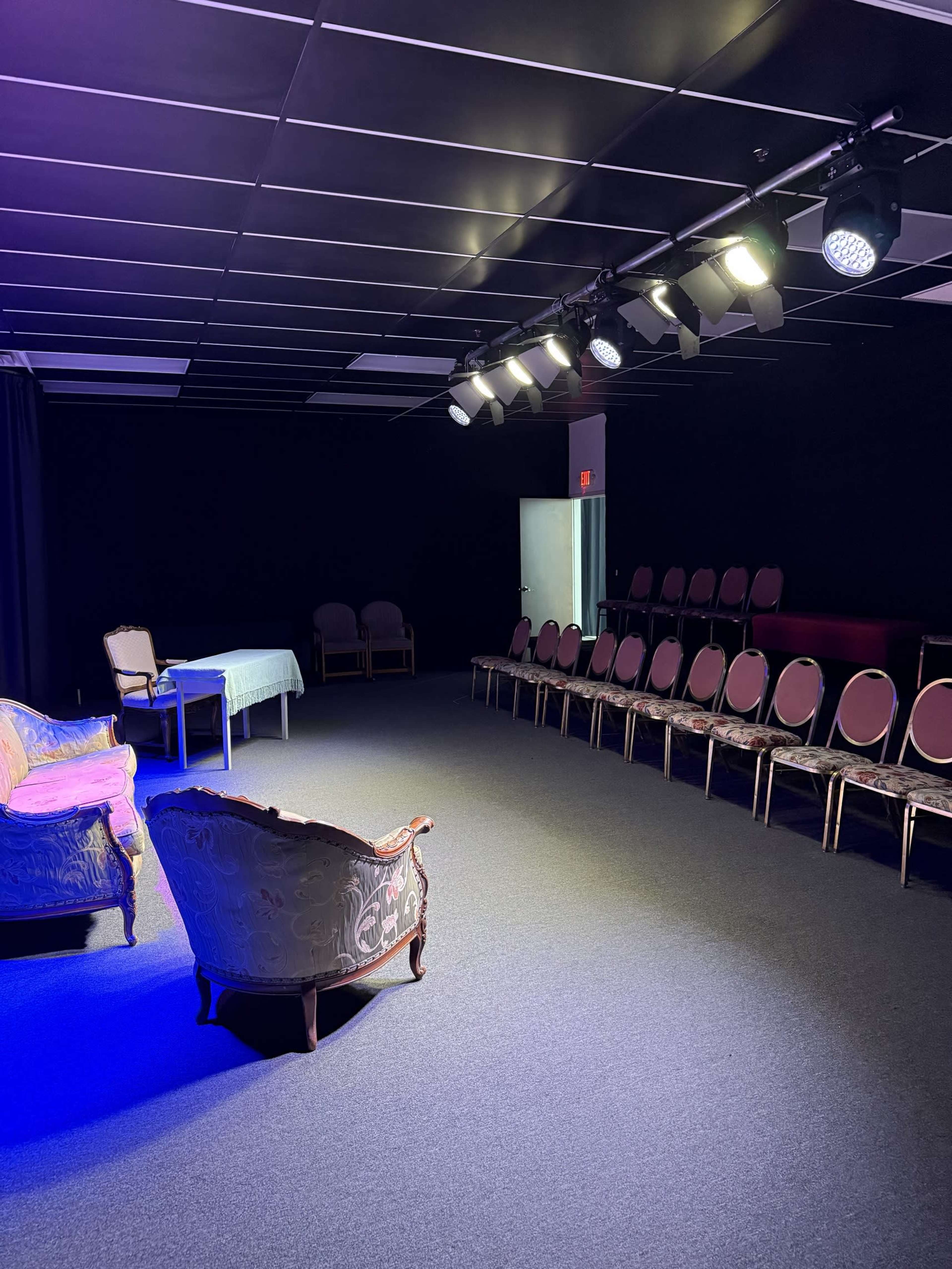 Close to I55 and Kingery Road in Burr Ridge Image in Downers Grove Township, Burr Ridge, IL