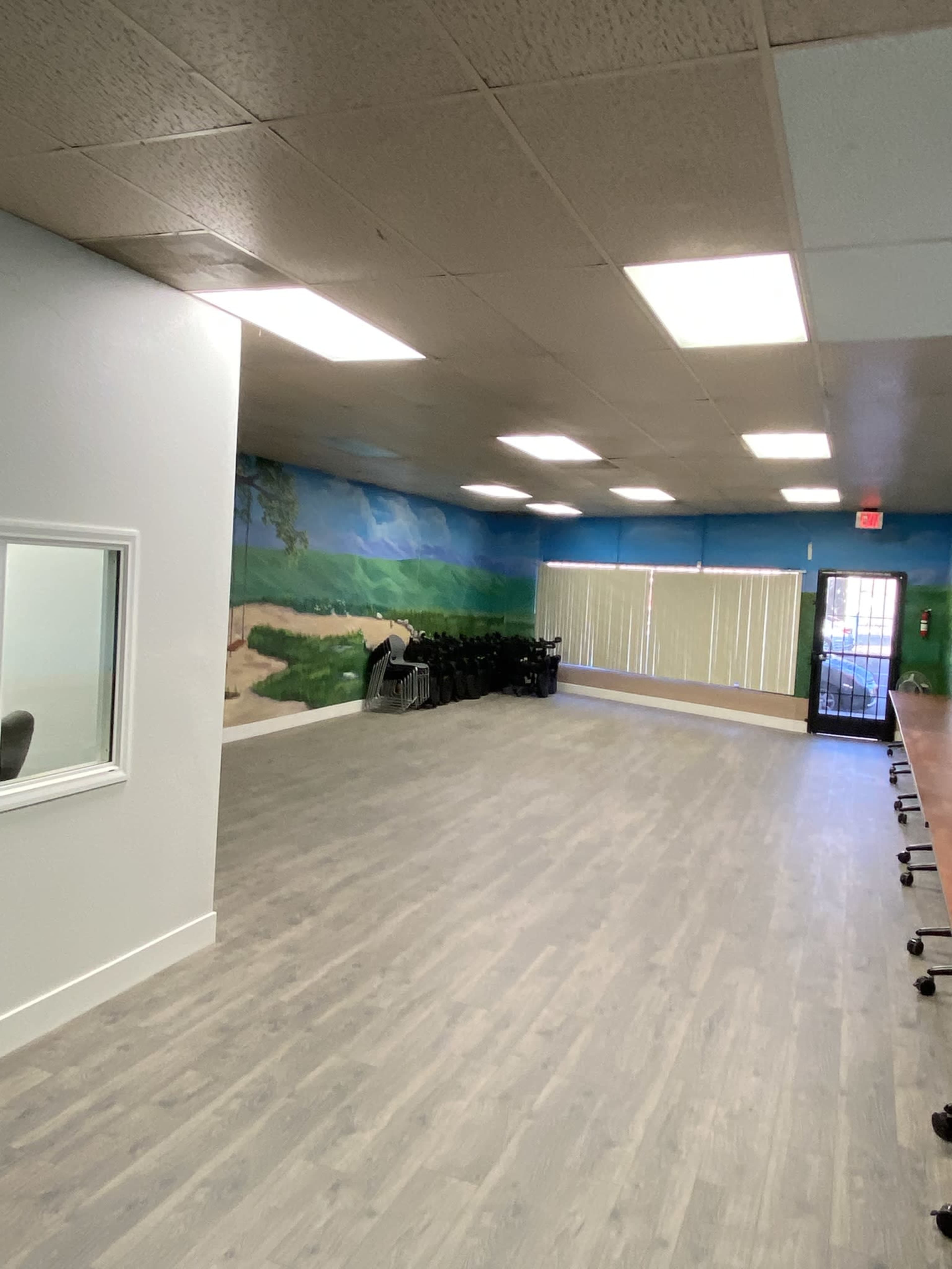 Private Commercial Venue Space Image in North Long Beach, Long Beach, CA