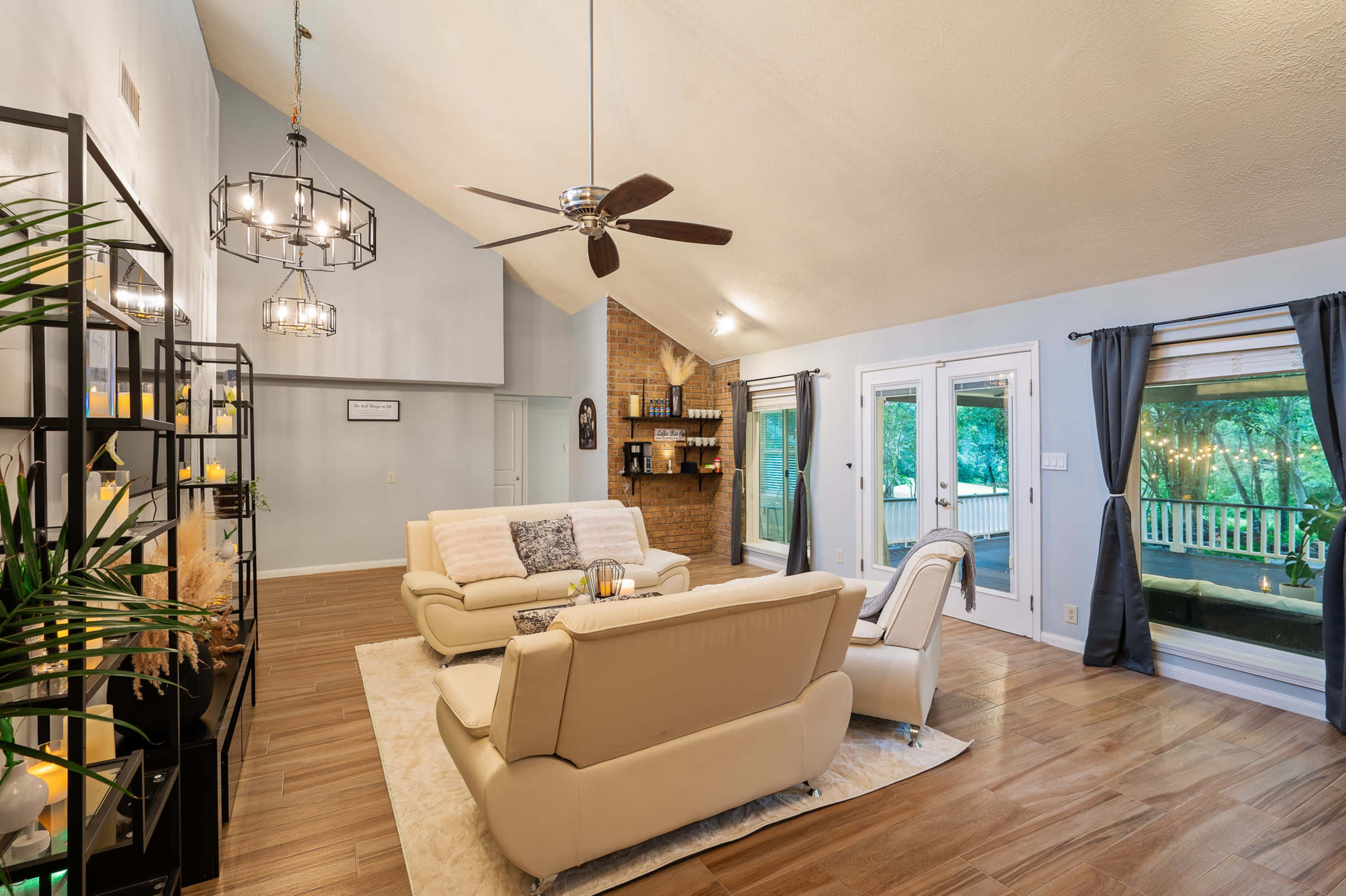 Spring Luxury Outdoor Venue Image in Forest Lakes, Spring, TX