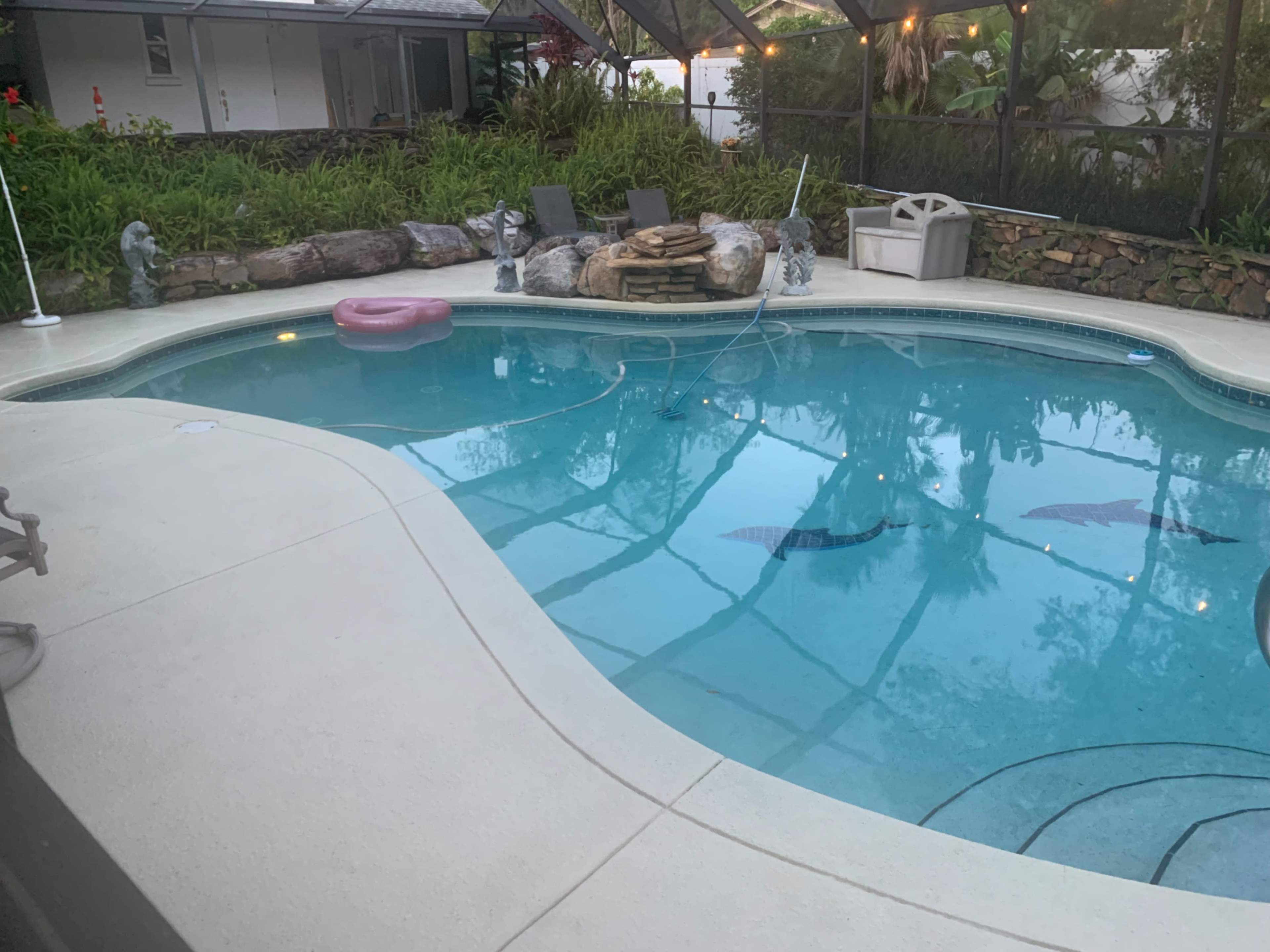 Mango Tango Estate Luxary Pool and Wedding Area Over Looking the Lake Two Studio Bedroom Luxury Suites Available For Bride and Groom Families. Image in Auburndale, Auburndale, FL