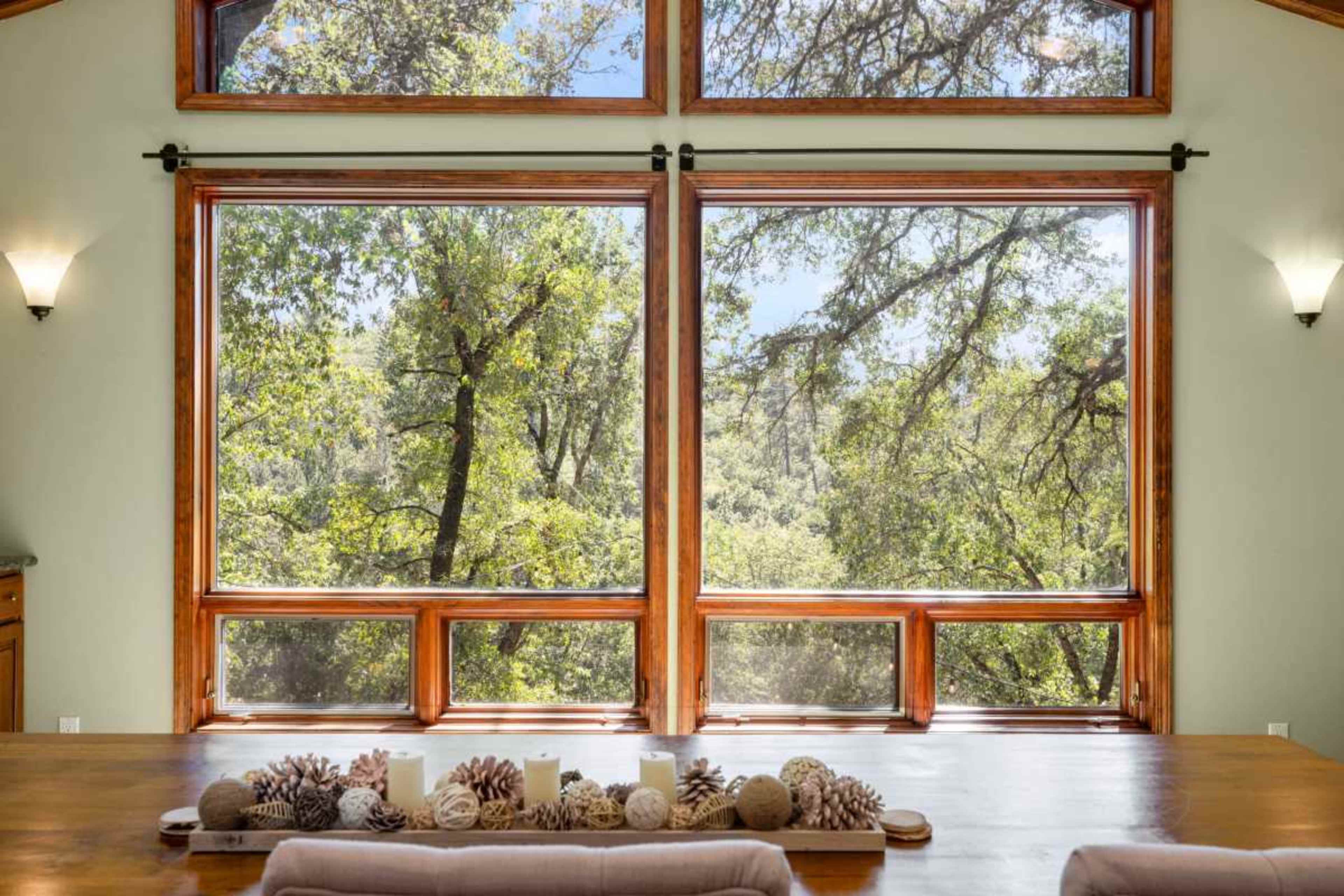 Spacious Mountain-View Hideaway w/ Chef’s Kitchen + Lounge Areas Image in Meadow Vista, Meadow Vista, AS