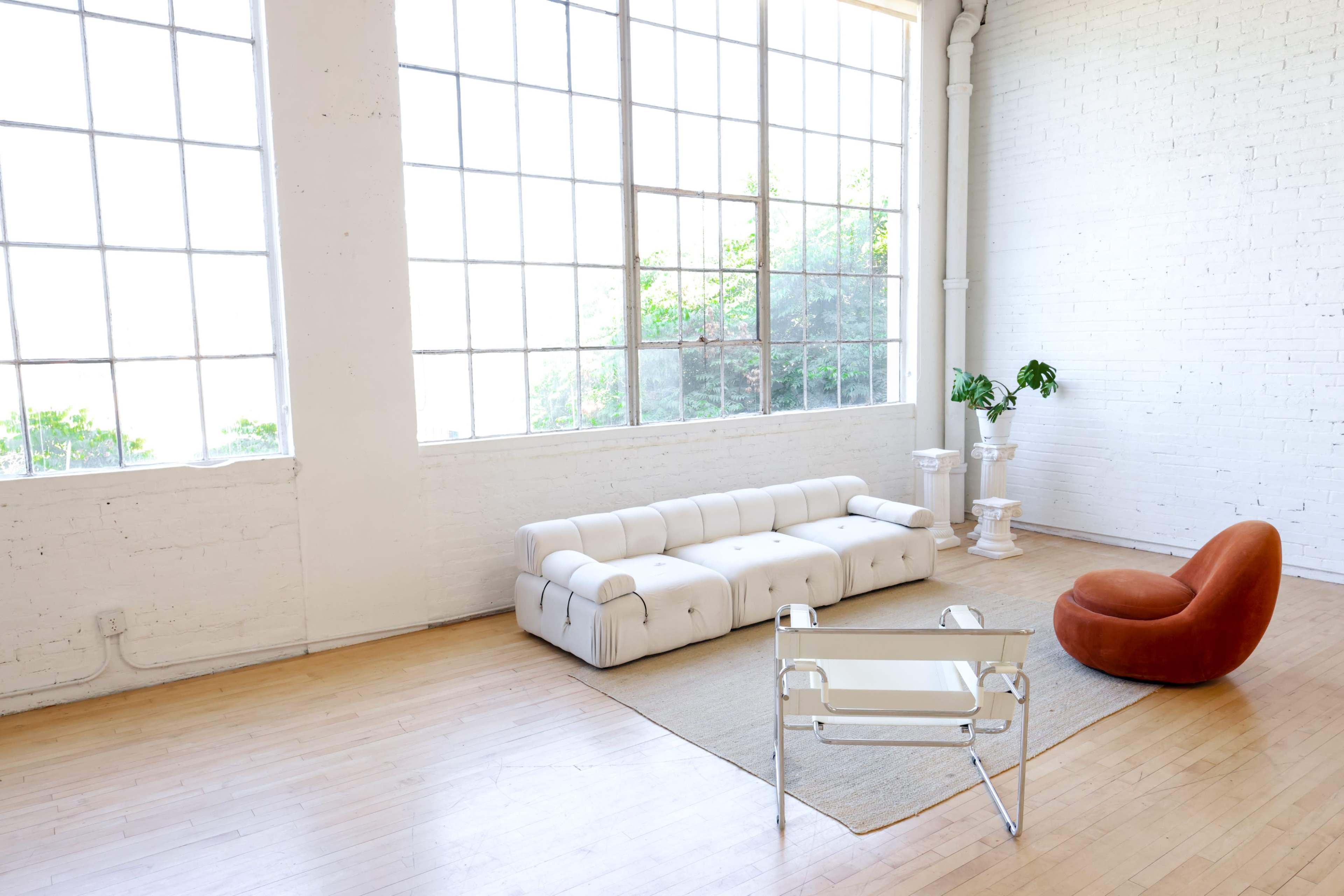 Stunning Downtown Daylight Loft Studio full of Natural Light Image in East Village, San Diego, CA