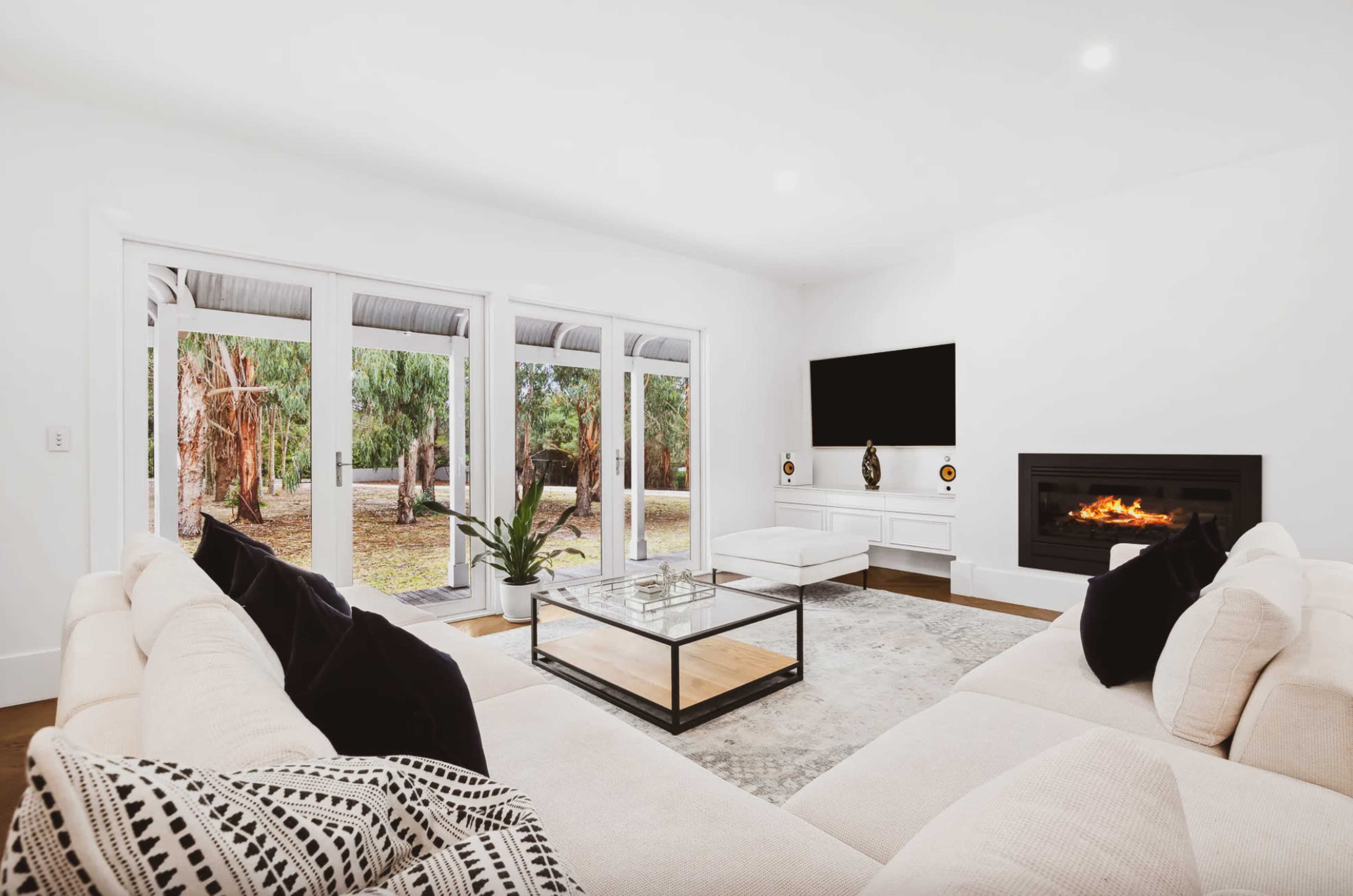 Heritage Luxury Retreat with Pool, Spa & Gardens Image in Torquay, Surf Coast, VIC