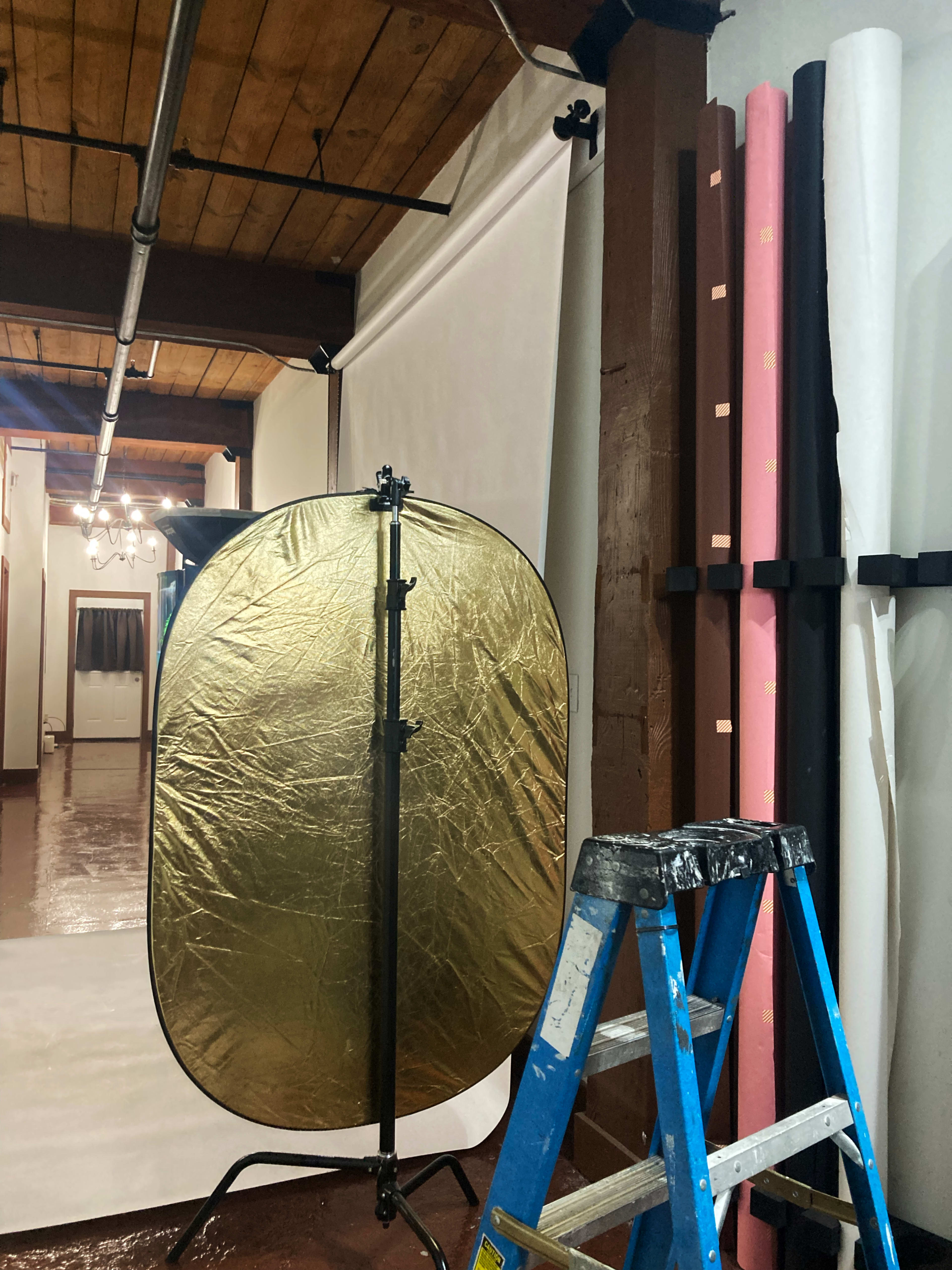 9ft Paper Backdrop Photography Scene Image in Mechanicsville, Atlanta, GA