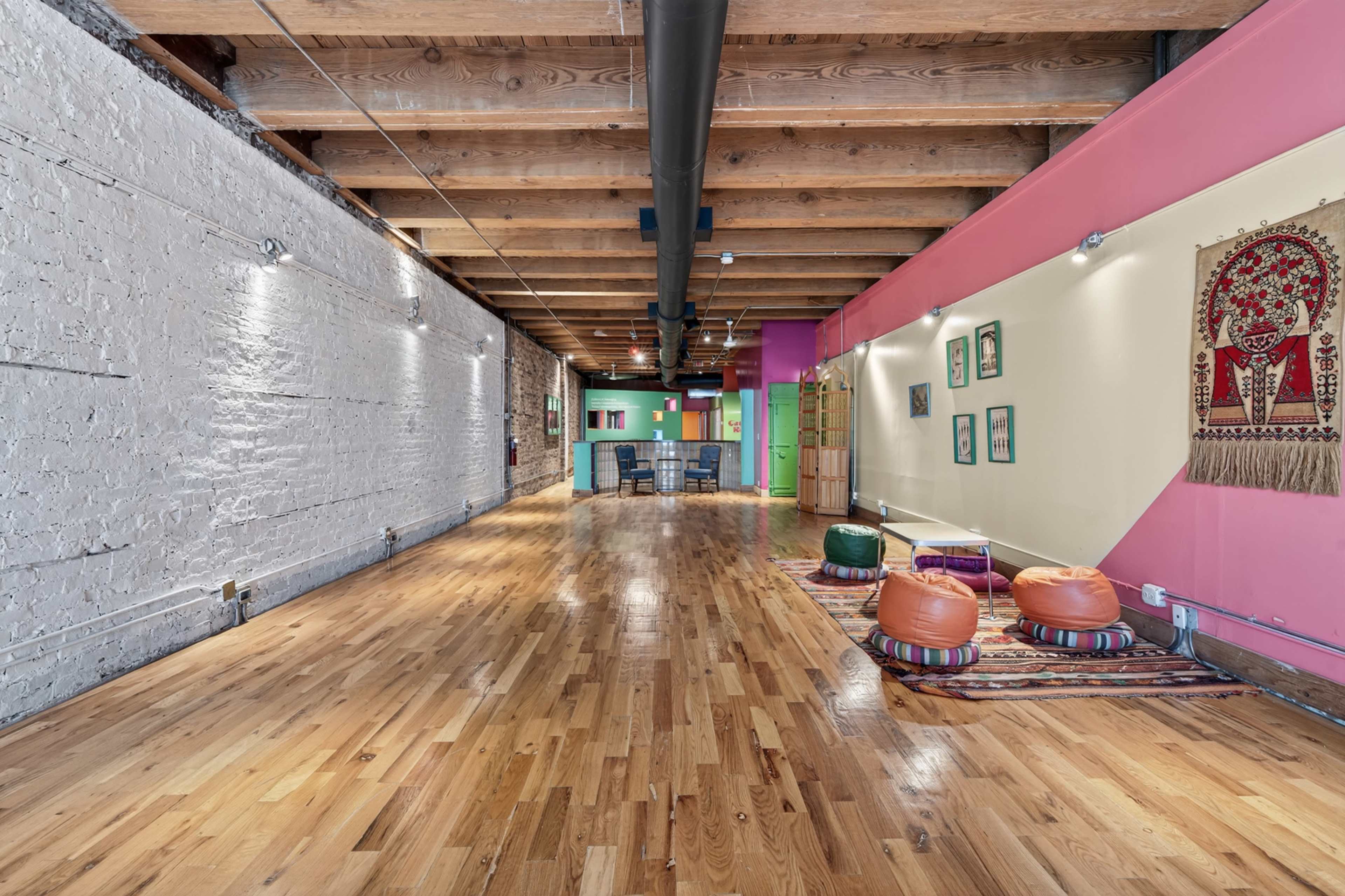 West Loop Open Loft Space Image in Near West Side, Chicago, IL