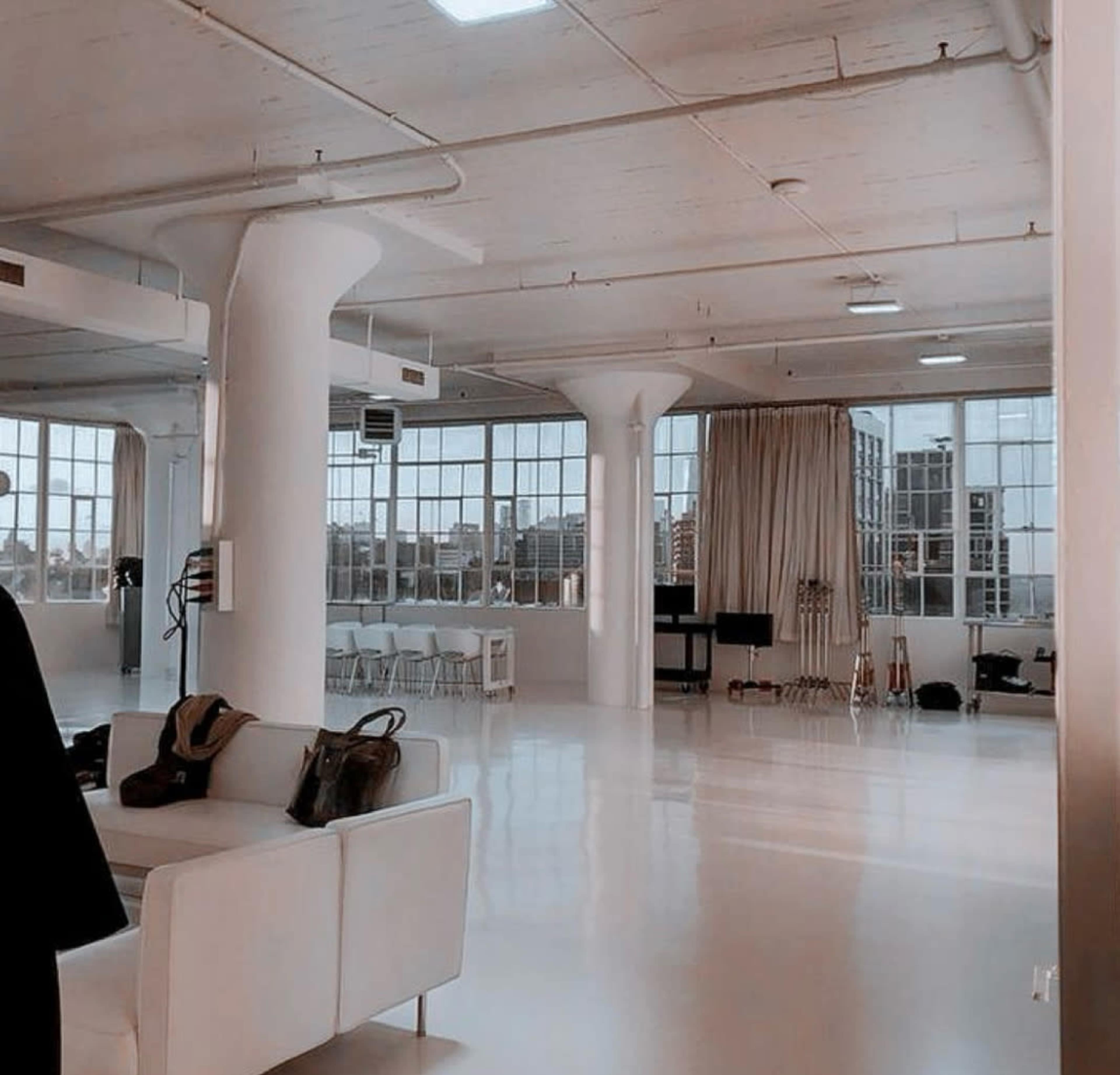 Loft & Bloom Image in Central LA, Los Angeles, CA