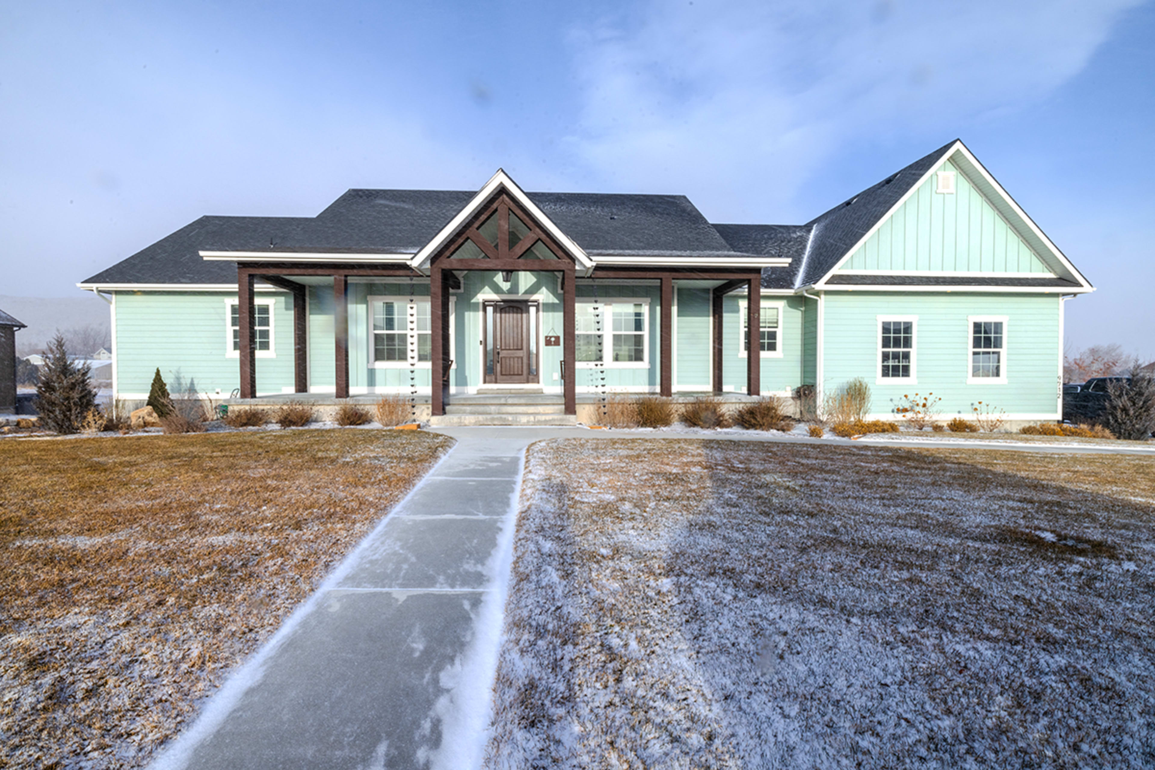 Southern Style with Western Charm Image in Eagle Mountain, Eagle Mountain, UT