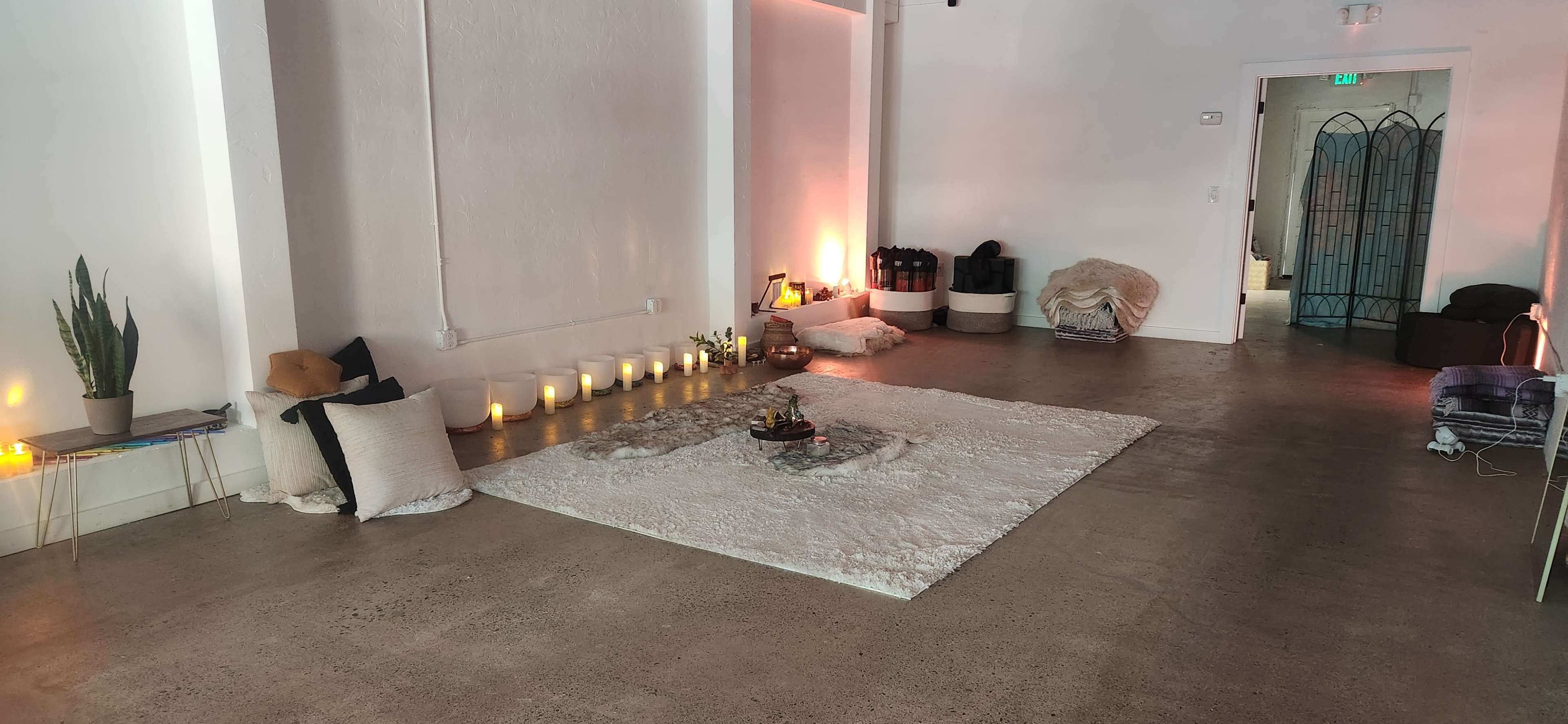 Downtown open studio with natural light Image in Benicia, Benicia, CA