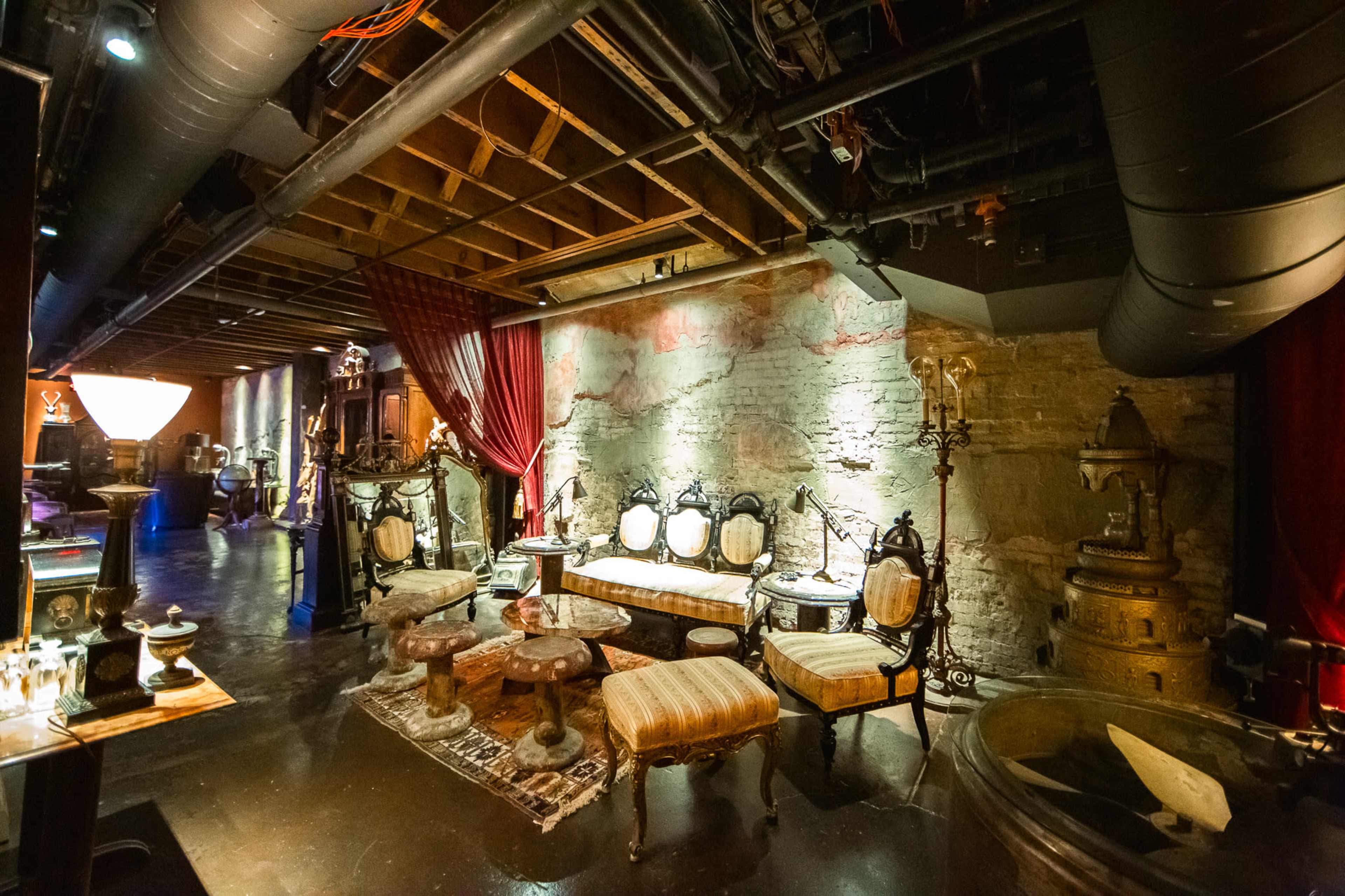 UNIQUE BASEMENT/SPEAKEASY Image in Central LA, los angeles, CA