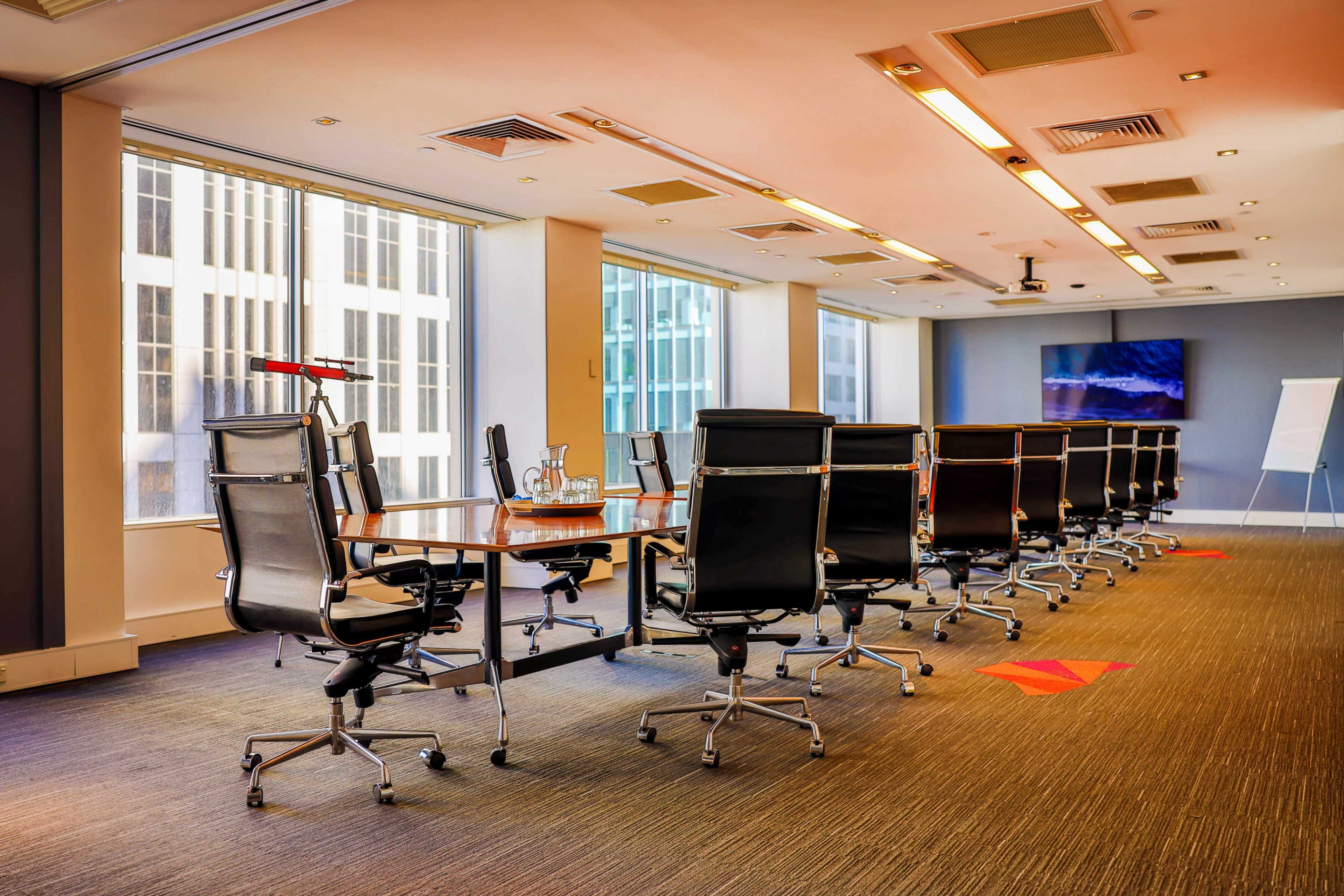 Everest I 18 person Boardroom Image in Melbourne CBD, Melbourne, VIC