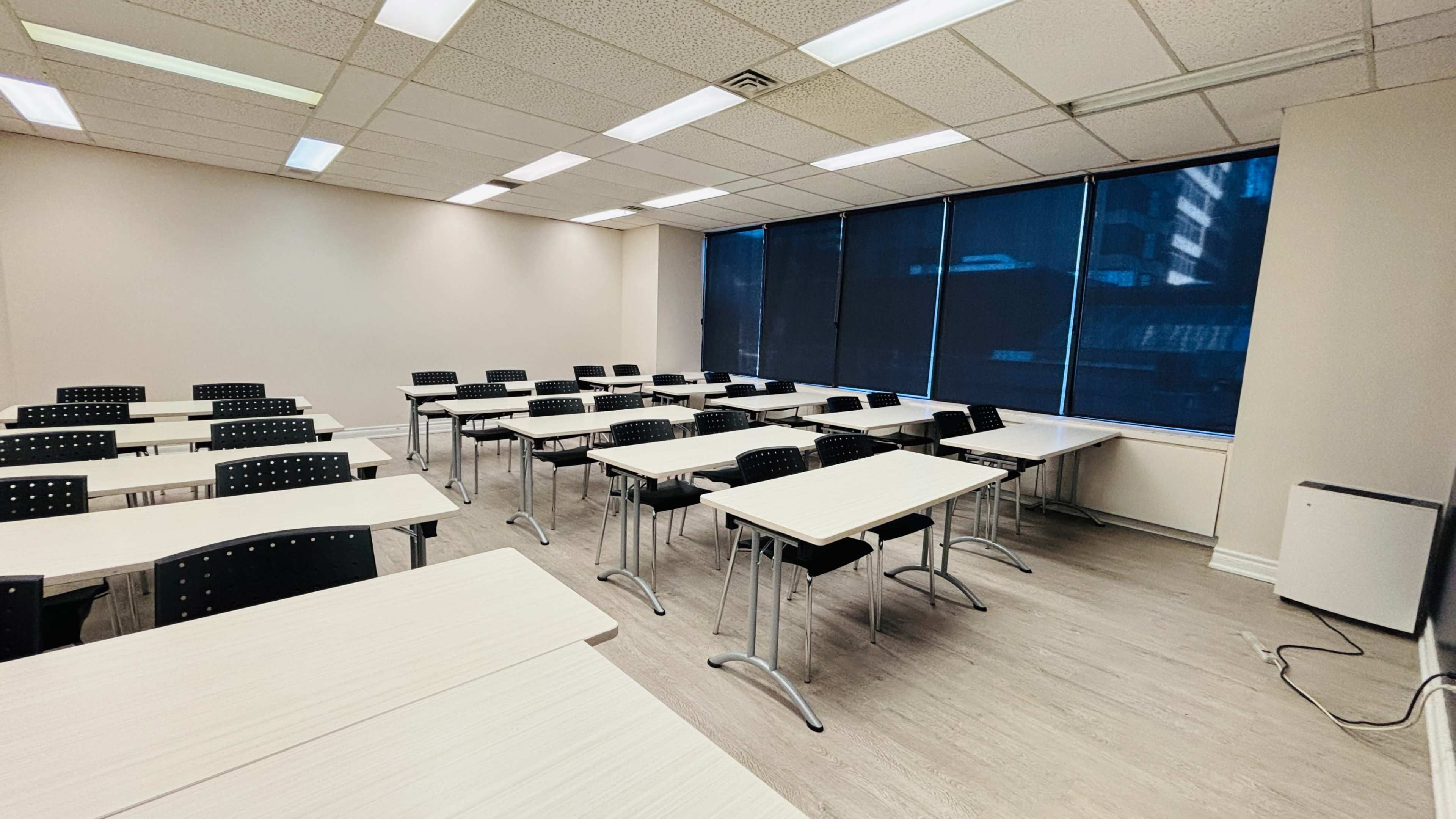 Modern Classroom/ Training Session Room near Rosedale/Bloor-Yonge Subway Station Image in Annex, Toronto, ON