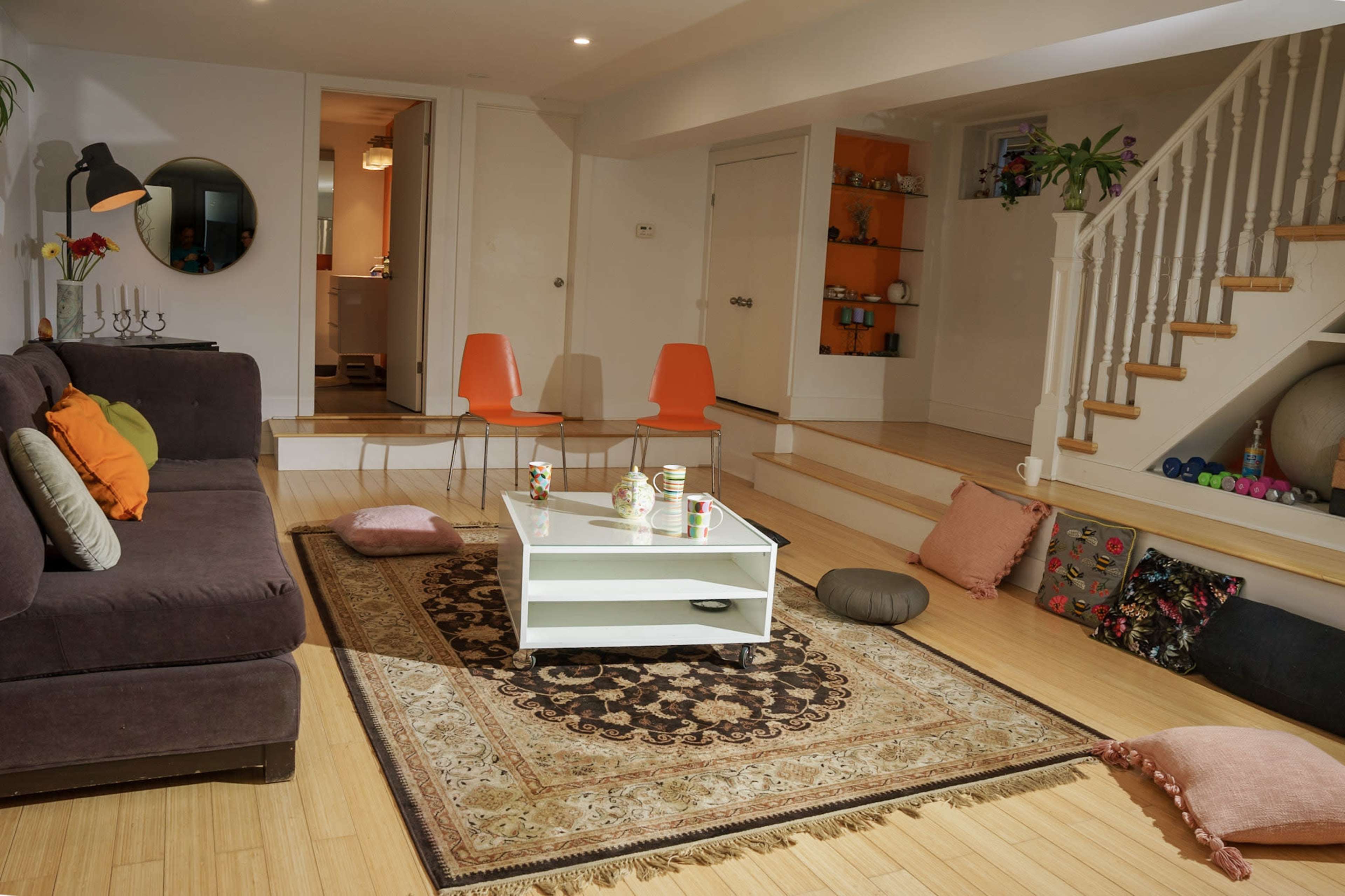 Trendy, Parkdale, Modern Open Concept Apartment Image in Parkdale, TORONTO, ONTARIO, ON