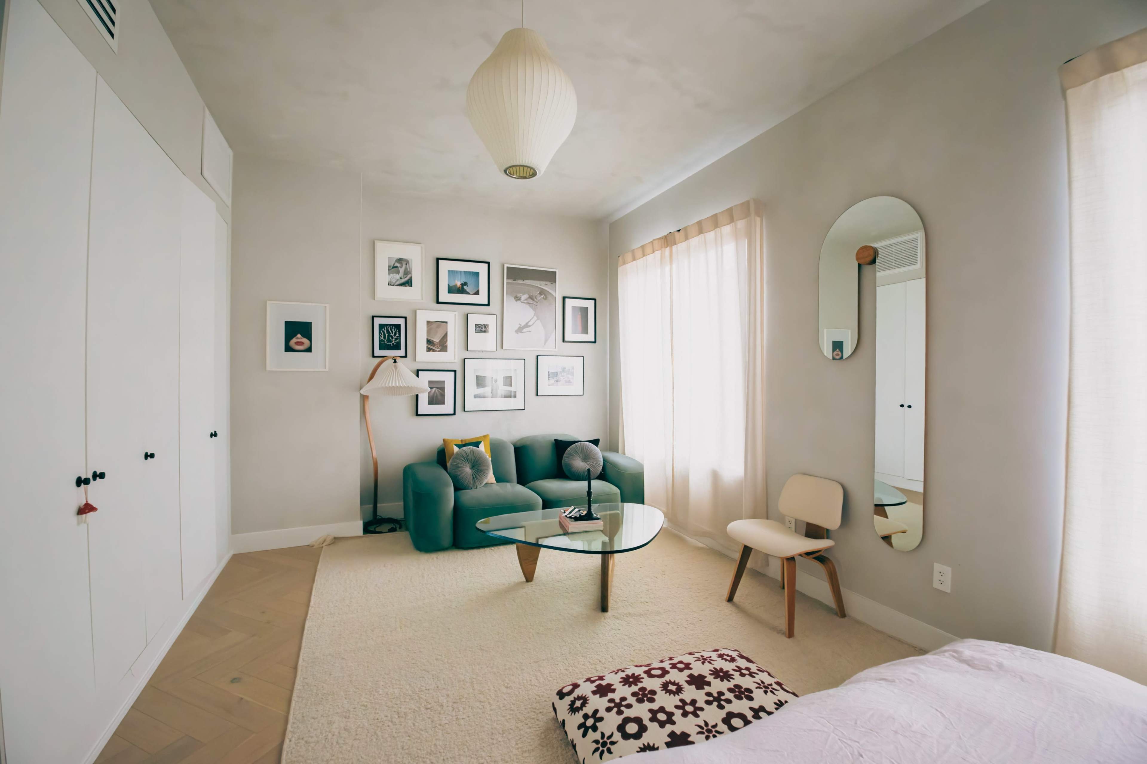 Sophisticated Studio with Sleek Marble and Modern Finishes Image in Crown Heights, Brooklyn, NY