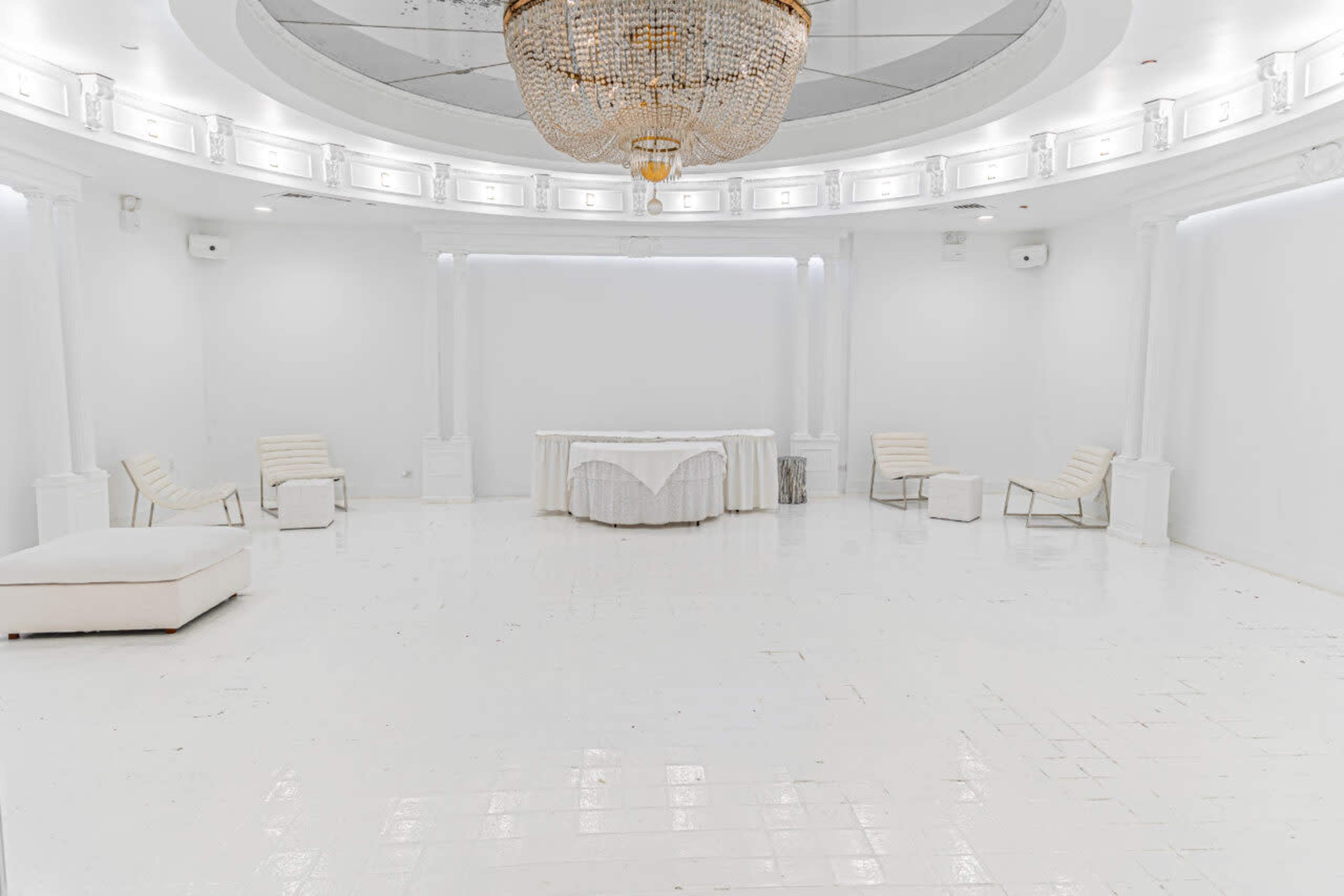 Venetian Room Image in Astoria, Astoria, NY