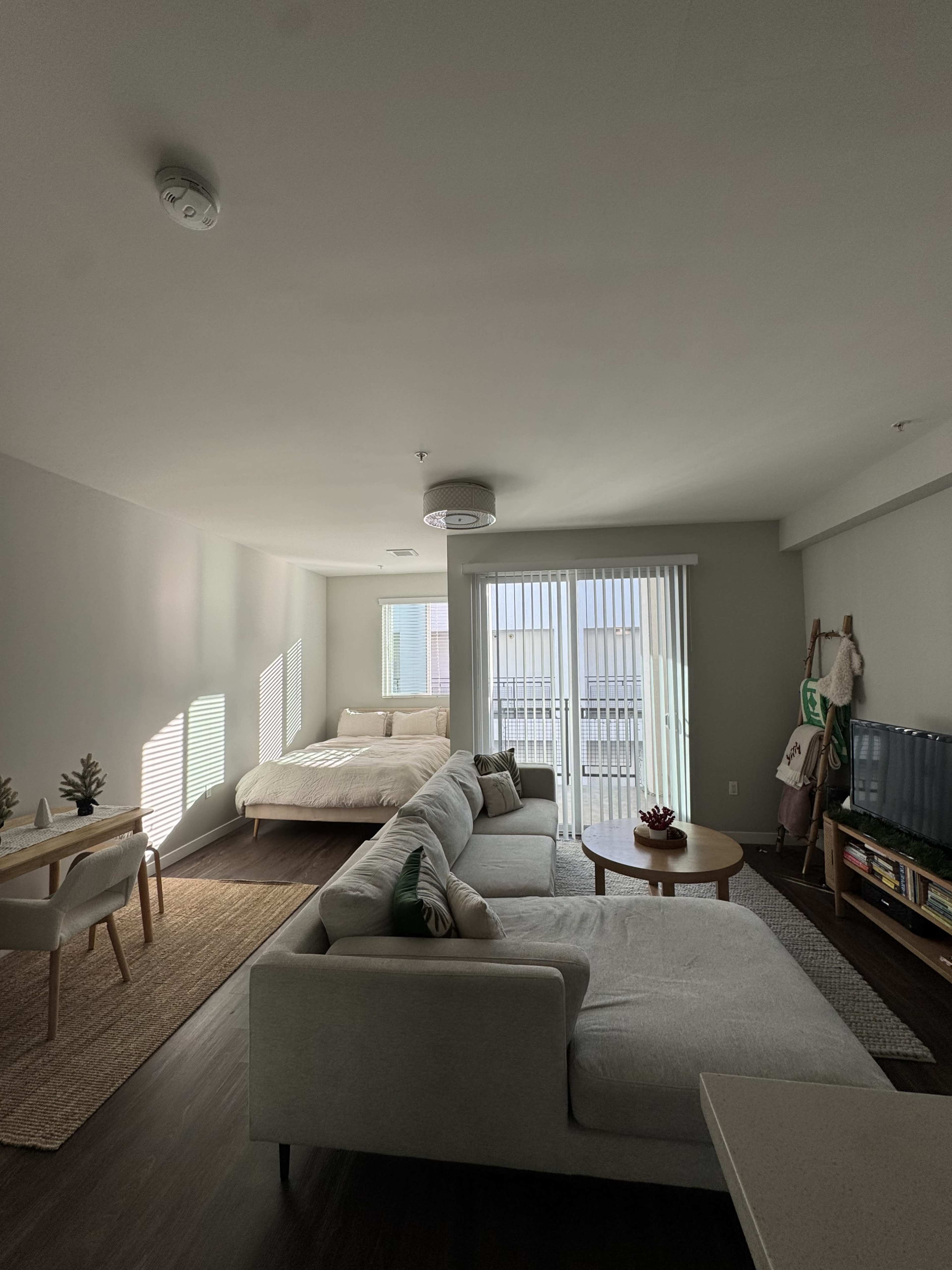 Warm & Airy Minimalist Mid-Century Studio Image in North Hollywood, North Hollywood, CA