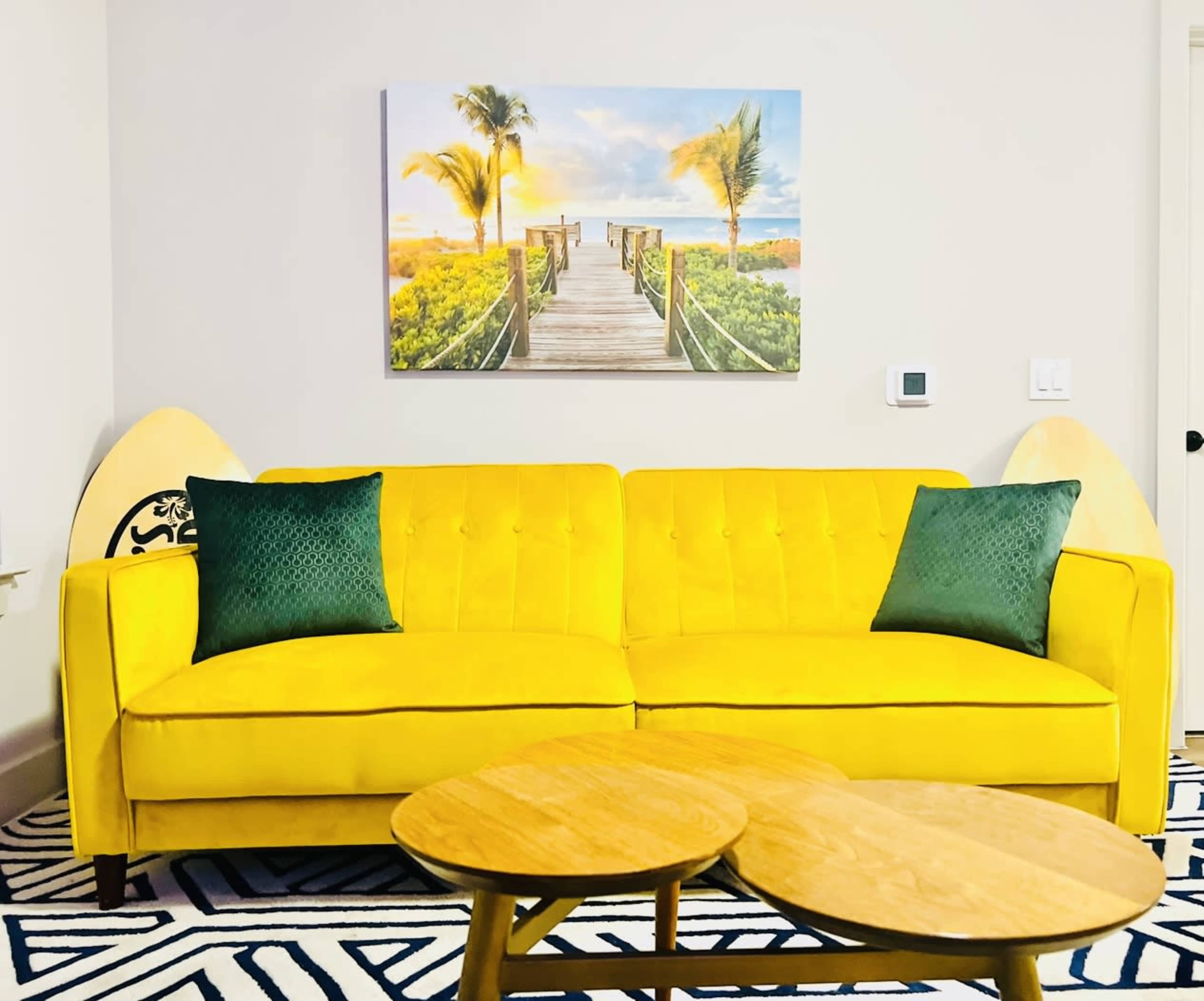 Surf Richard's Flat Image in Deep Ellum, Dallas, TX