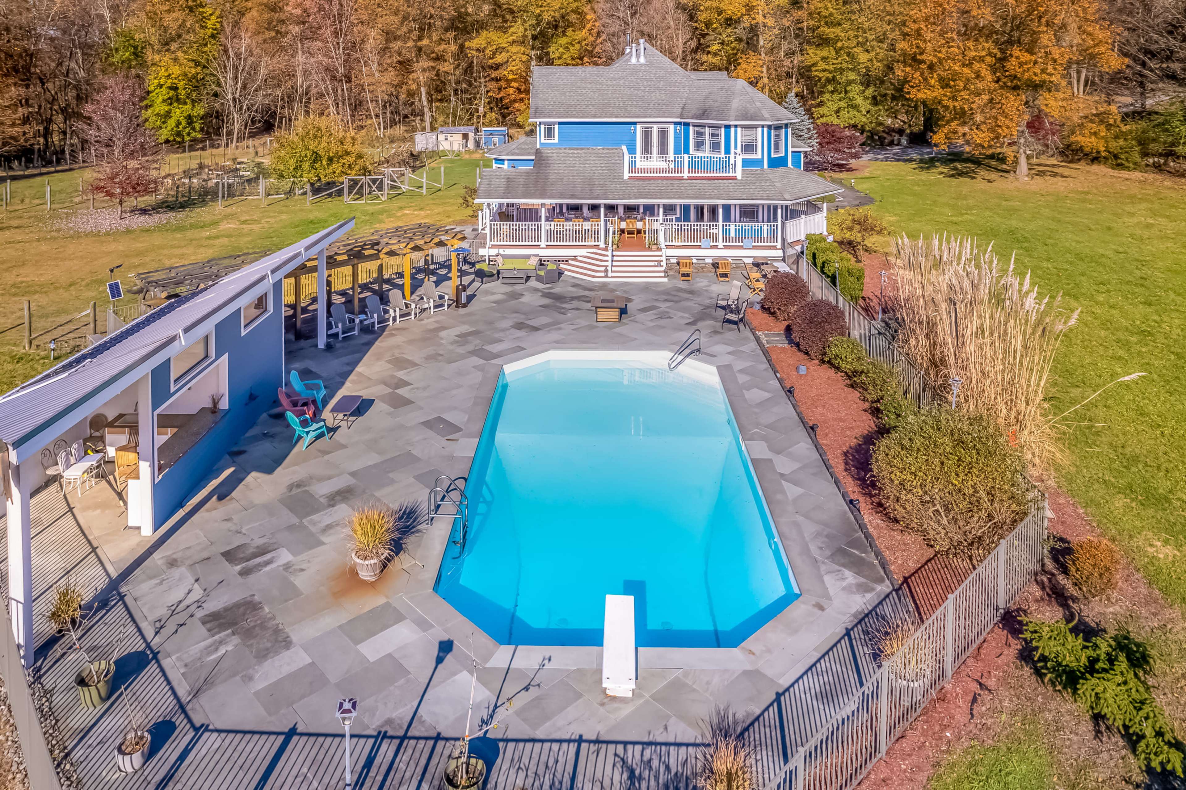 Romantic Outdoor Farm Venue with Mountain Views Image in Gardiner, Gardiner, NY