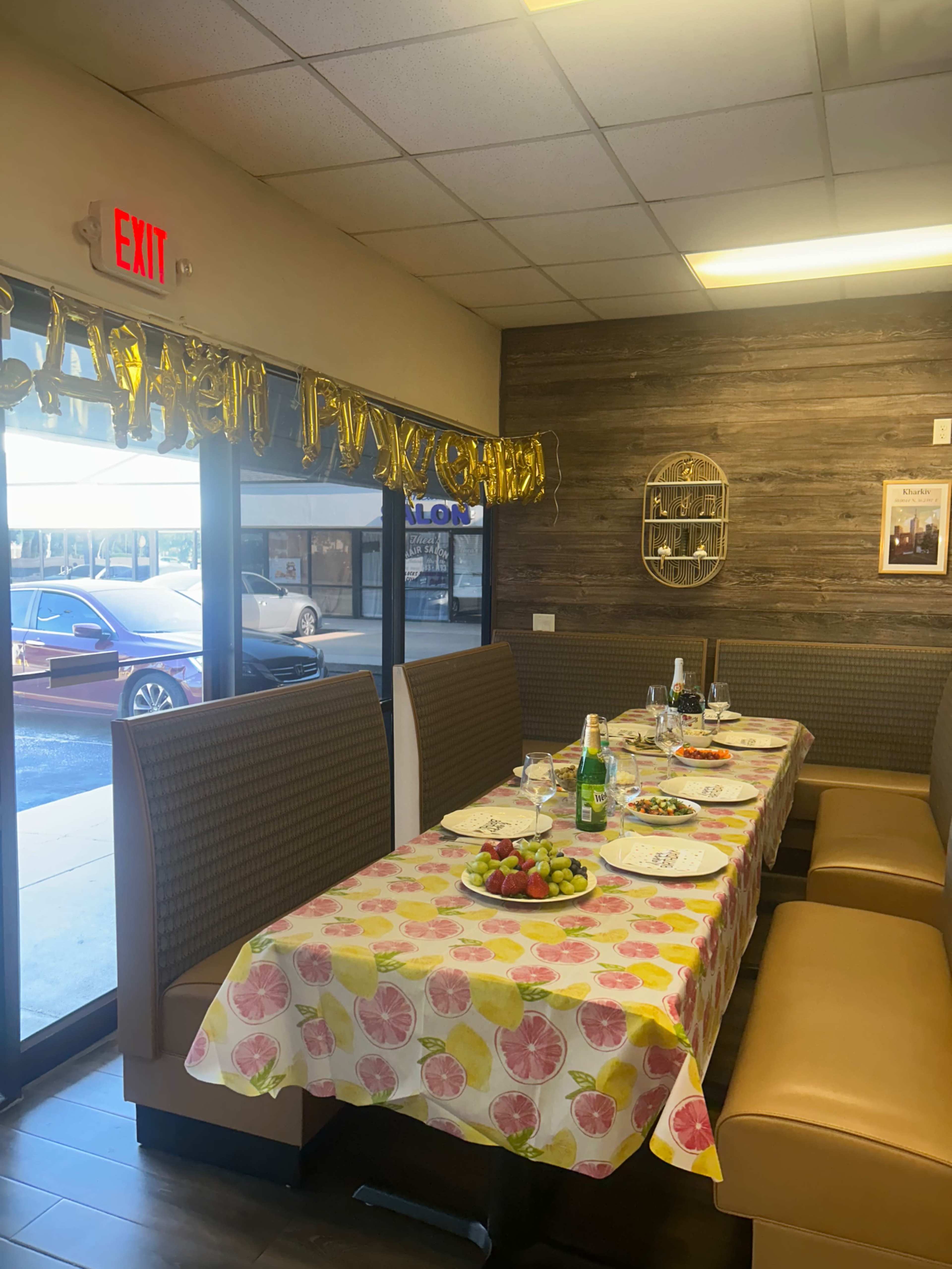 Cozy Urban Meeting Space in a Quiet Jacksonville Plaza Image in Holiday Hill, Jax, FL