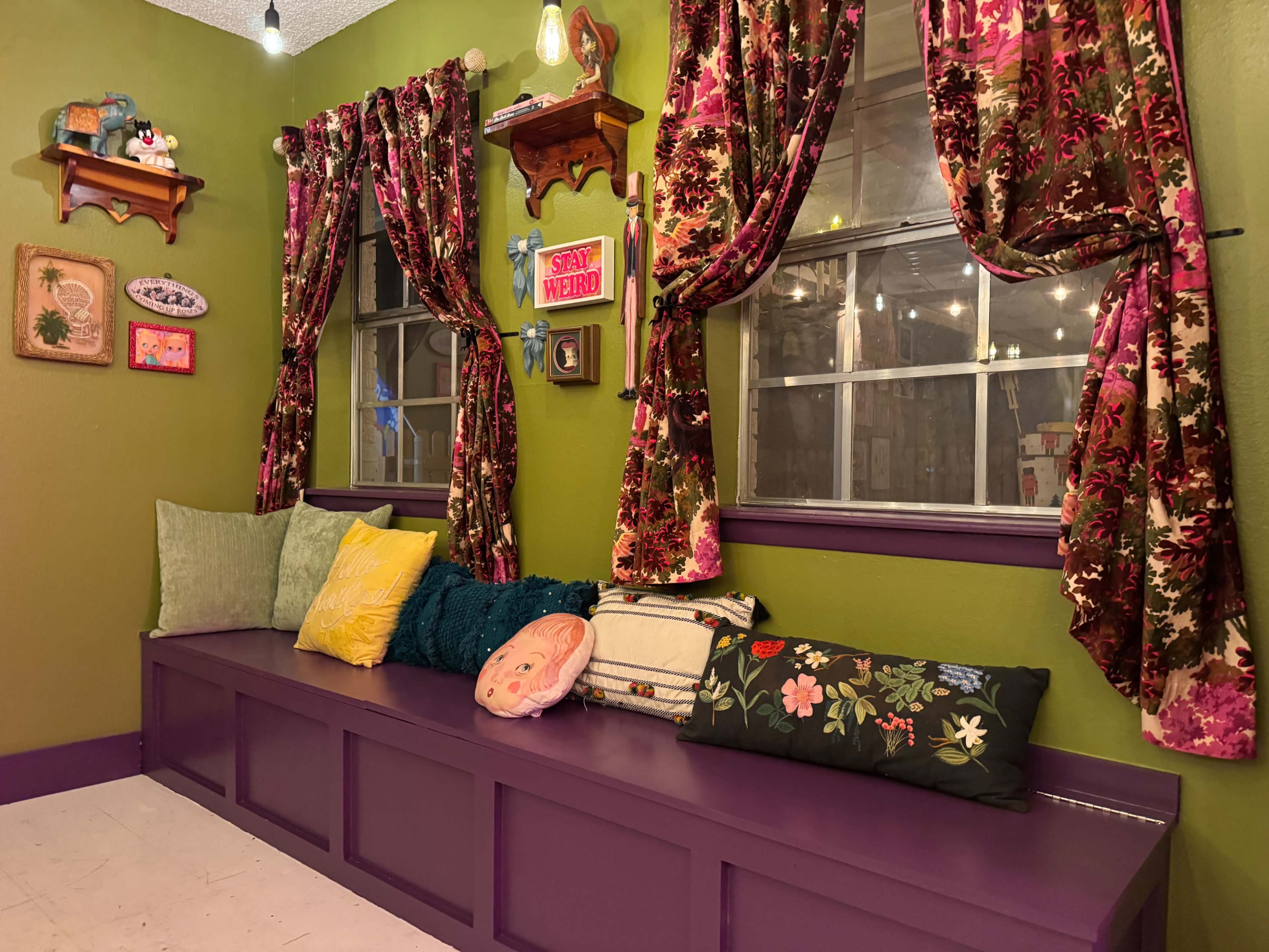 Eclectic Maximalist Cozy Living Room in OKC Image in Central Oklahoma City, Oklahoma City, OK