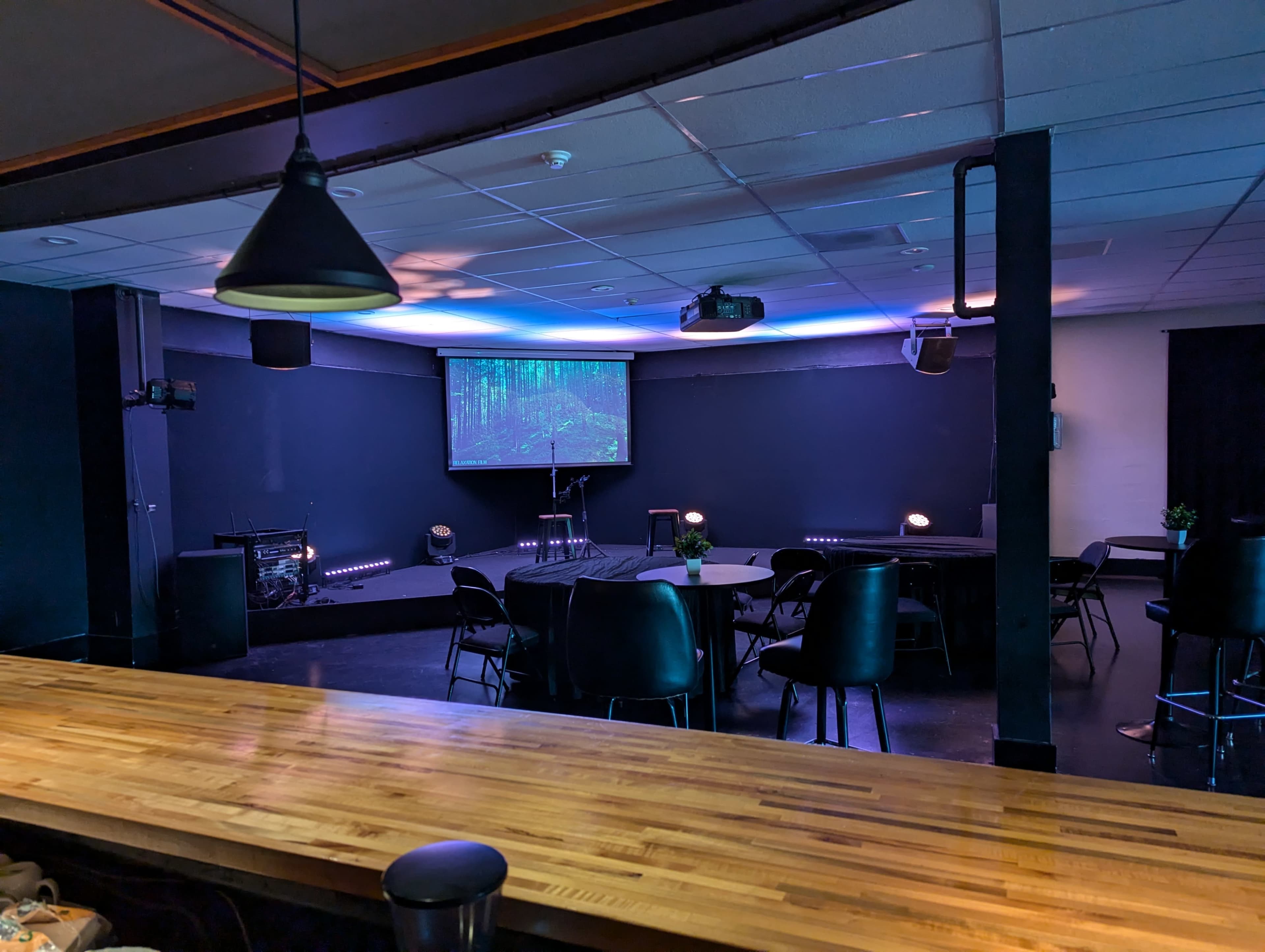 Club atmosphere with bar, dance floor, and audio/video system Image in City Central, GRESHAM, OR
