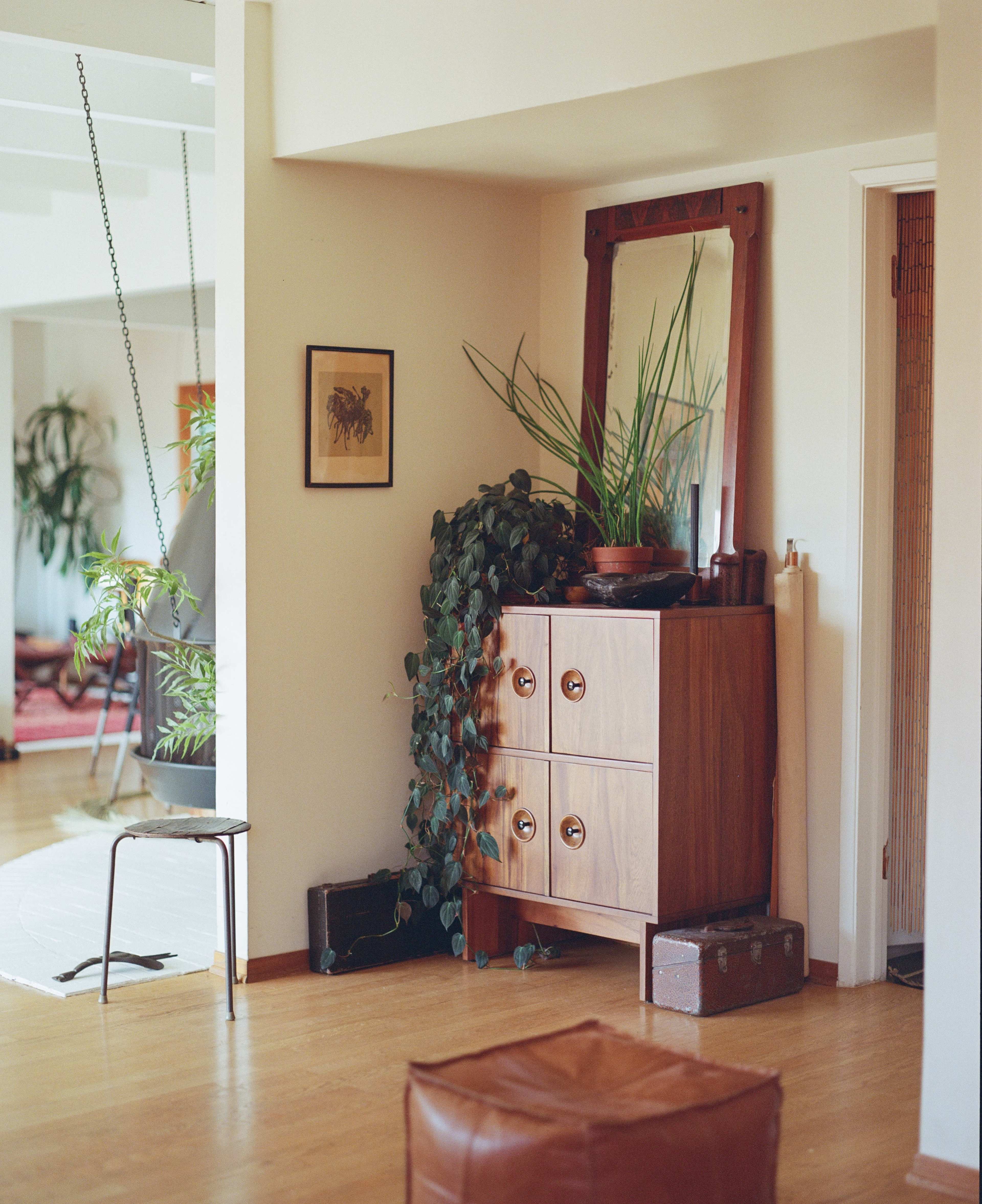 Peaceful Artist's House in the Hills of Mount Washington Image in Mount Washington, LOS ANGELES, CA