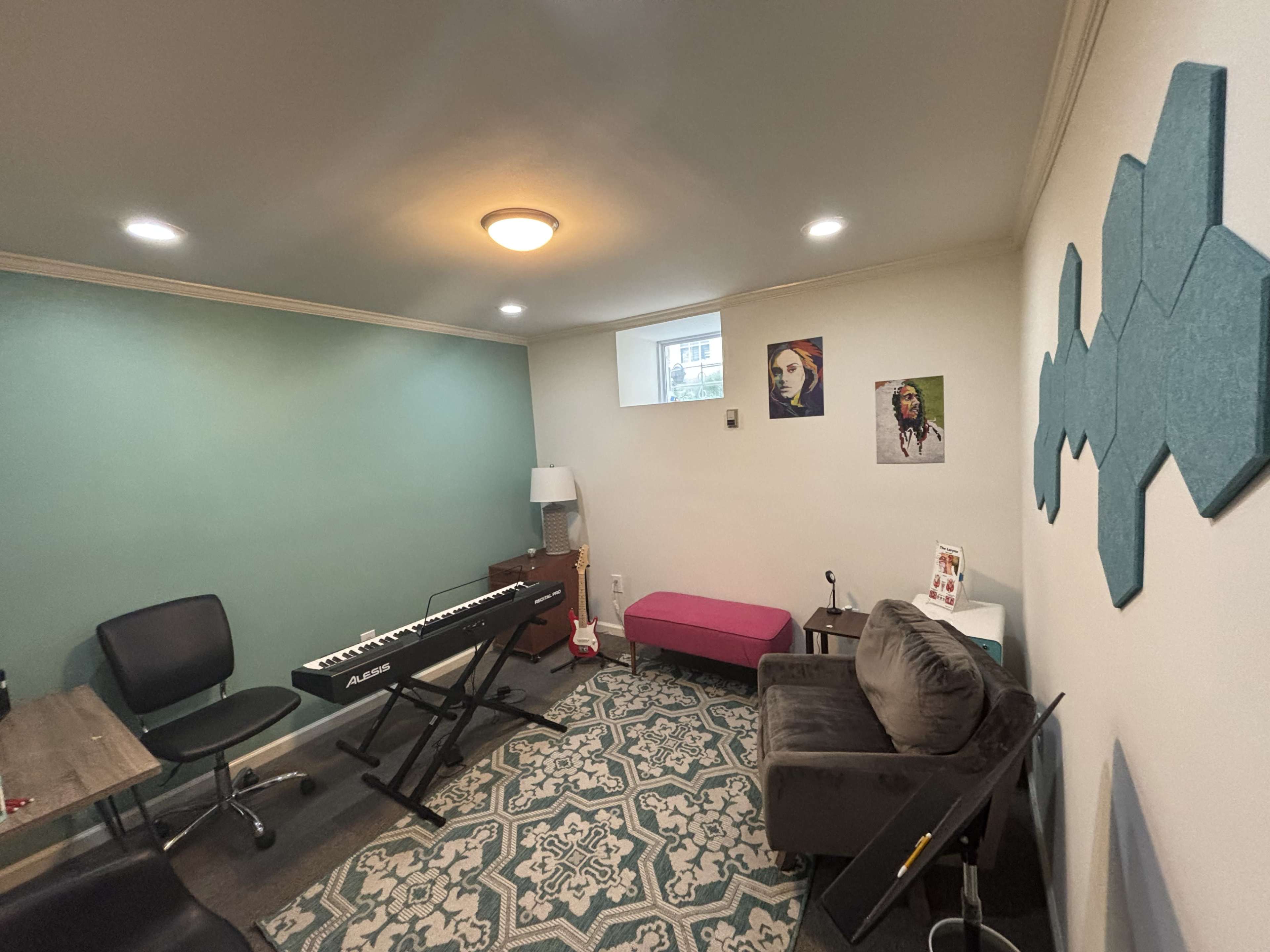Co-Writing Room/Practice Space for Musicians on Music Row Image in Music Row, Nashville, TN