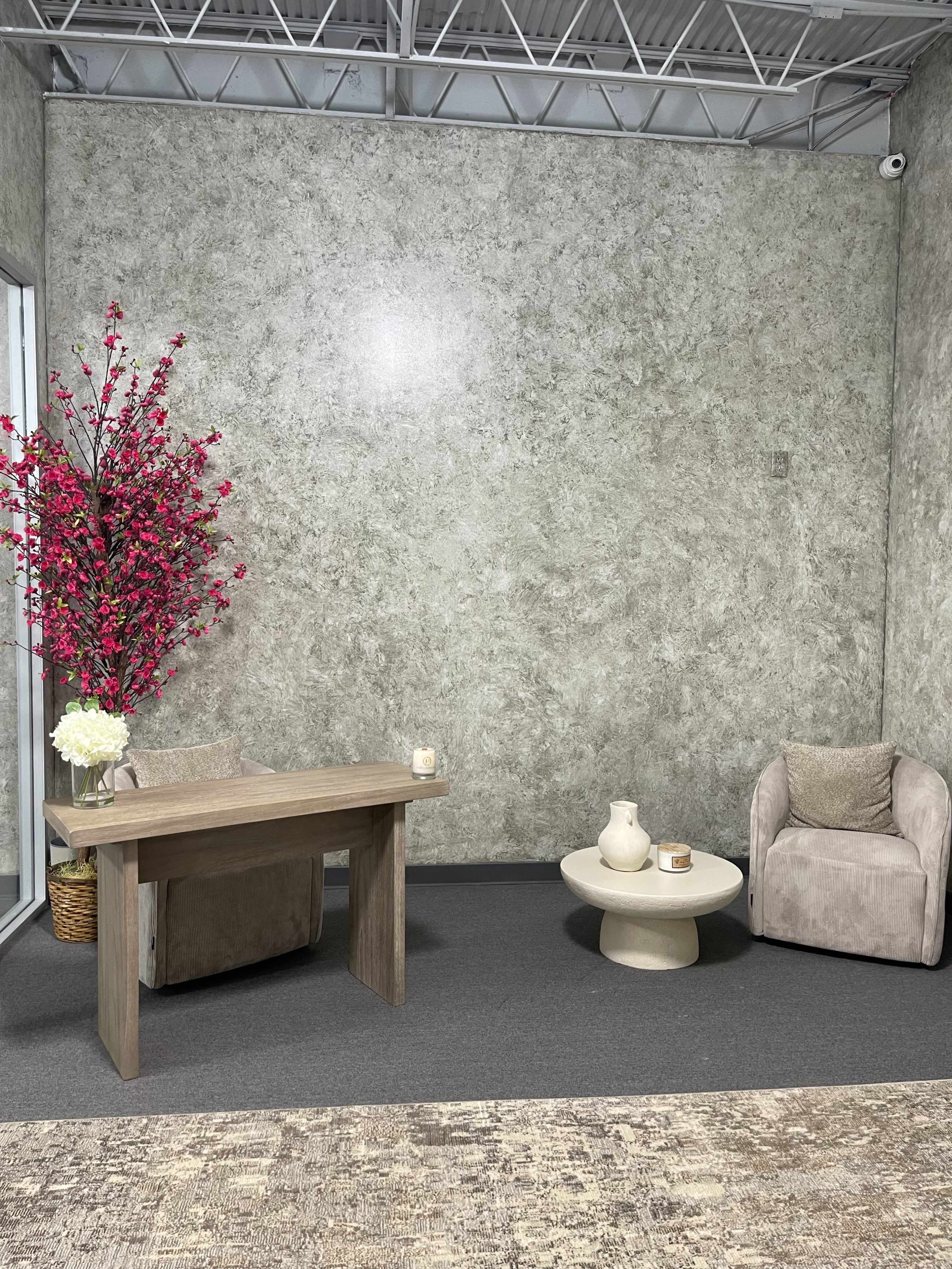 Hidden Heights Office Lounge Image in Lazybrook / Timbergrove, Houston, TX