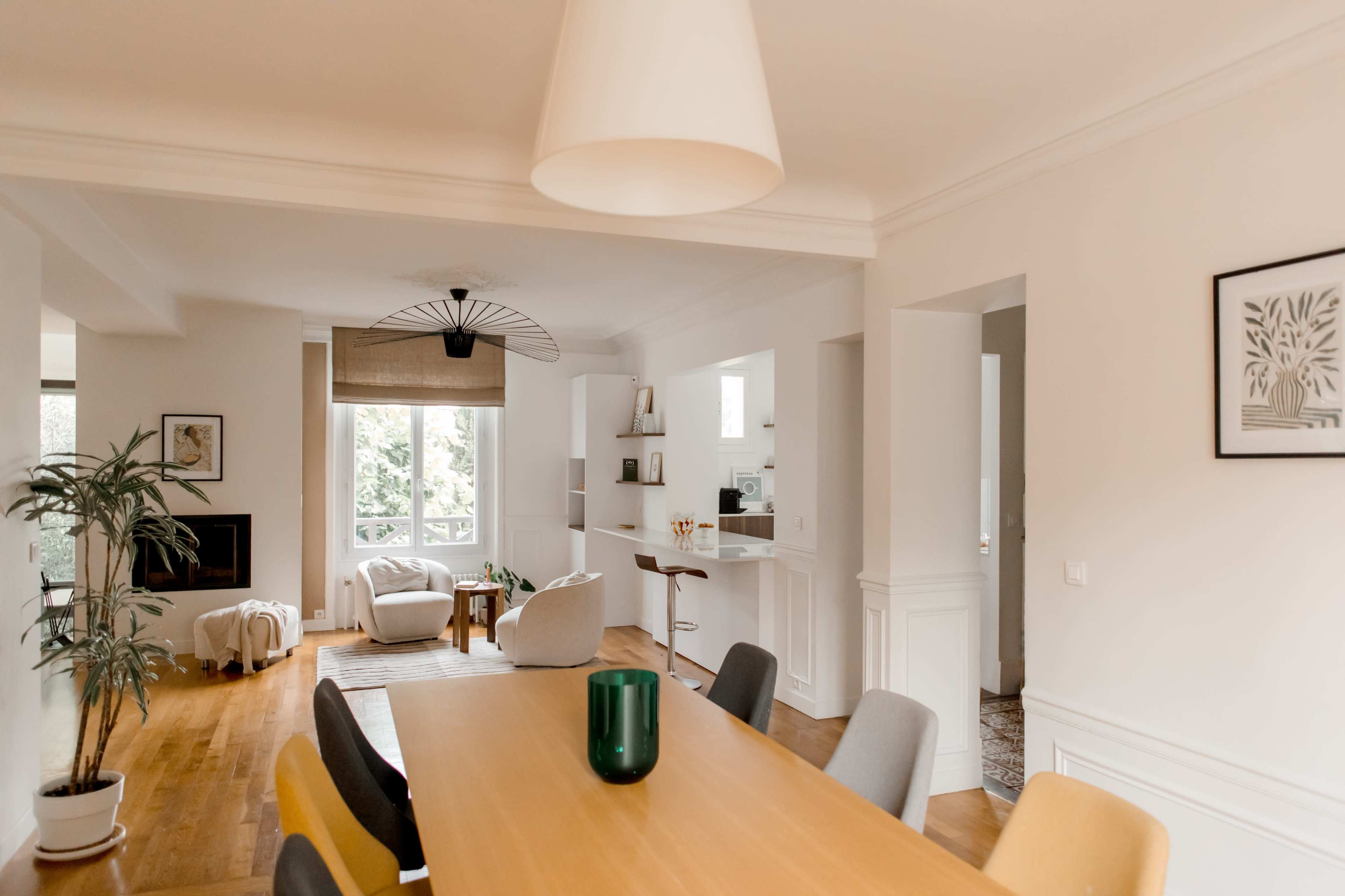 Maison familiale spacieuse climatisée avec terrasse & jardin, proche La Défense Image in , Puteaux, 