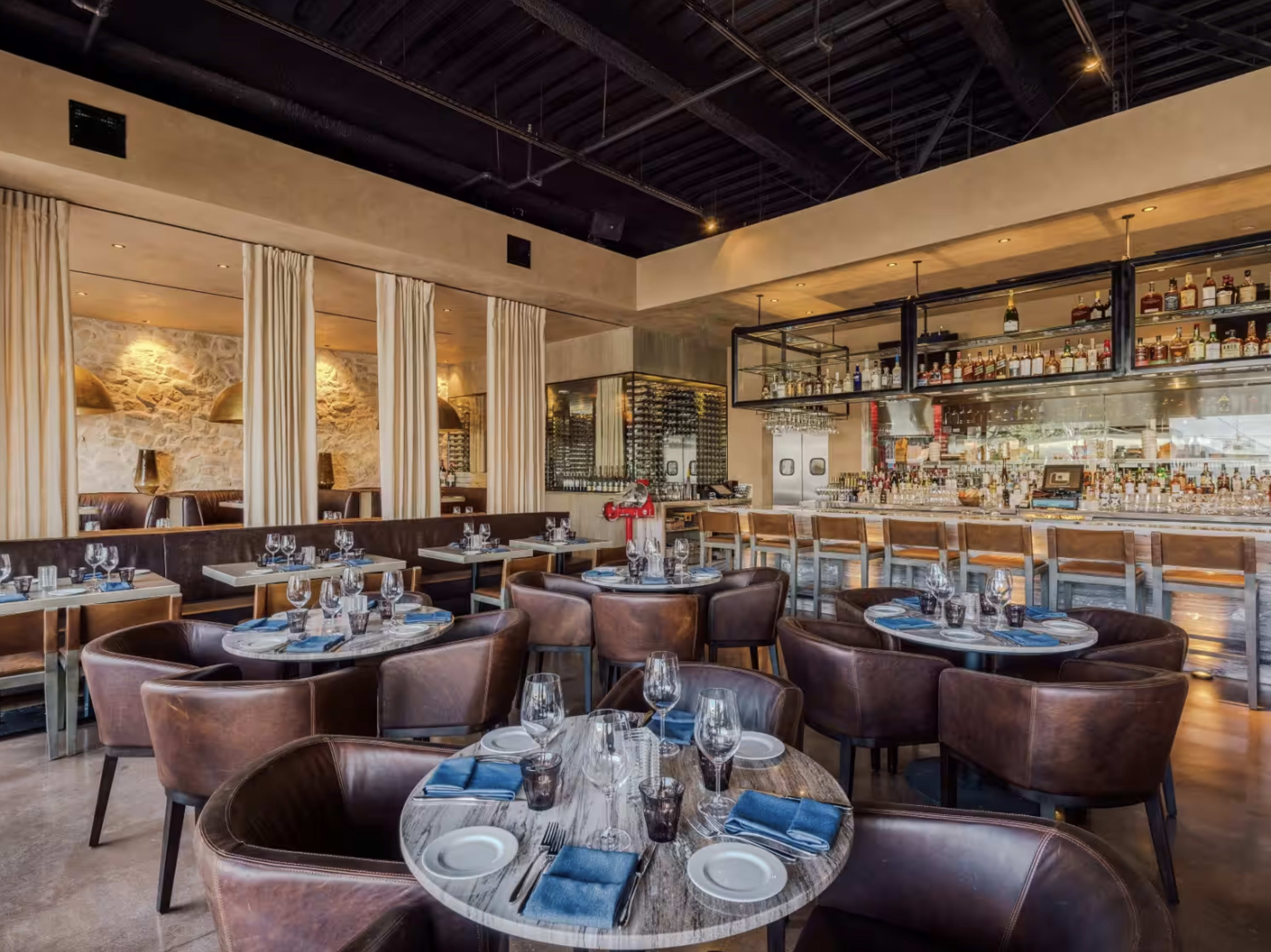 N10 Restaurant Image in Beverly Grove, Los Angeles, CA