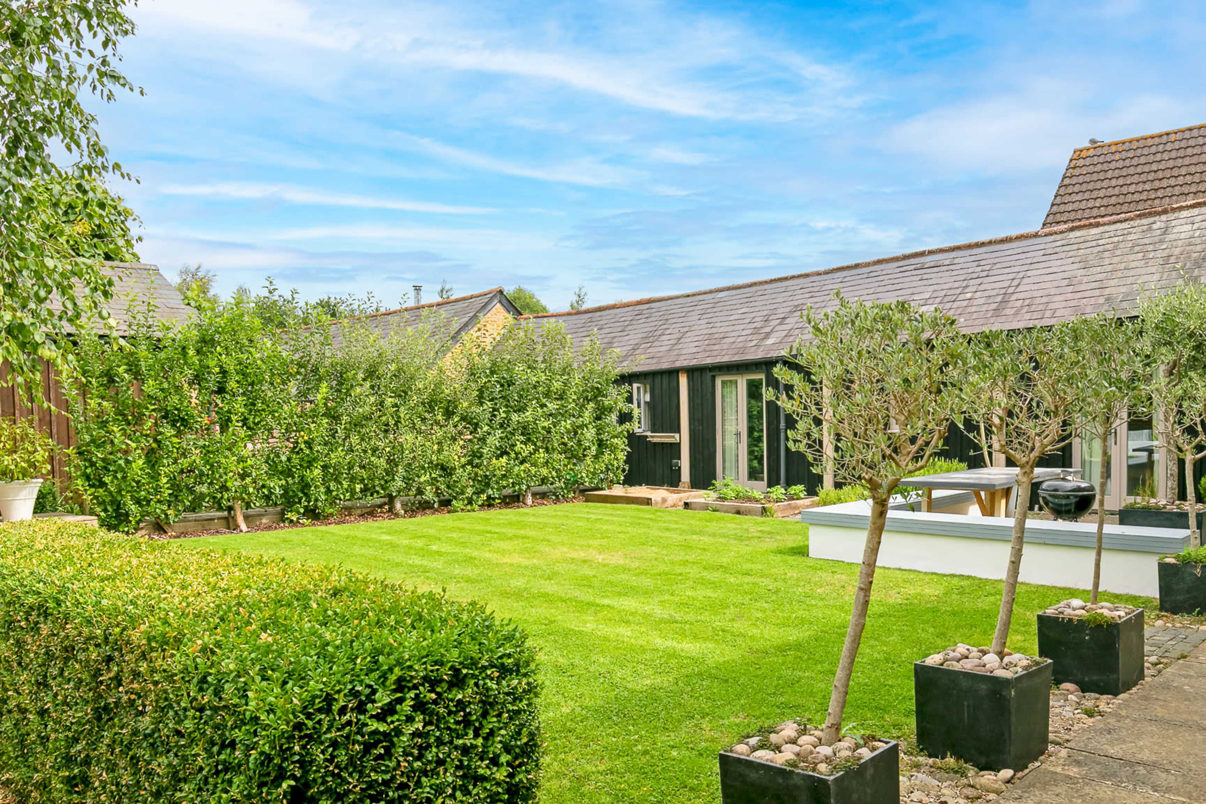 Beautiful Barn Conversion in Oxfordshire- perfect for film set in a 'country home' Image in Sulgrave, Sulgrave, ENG