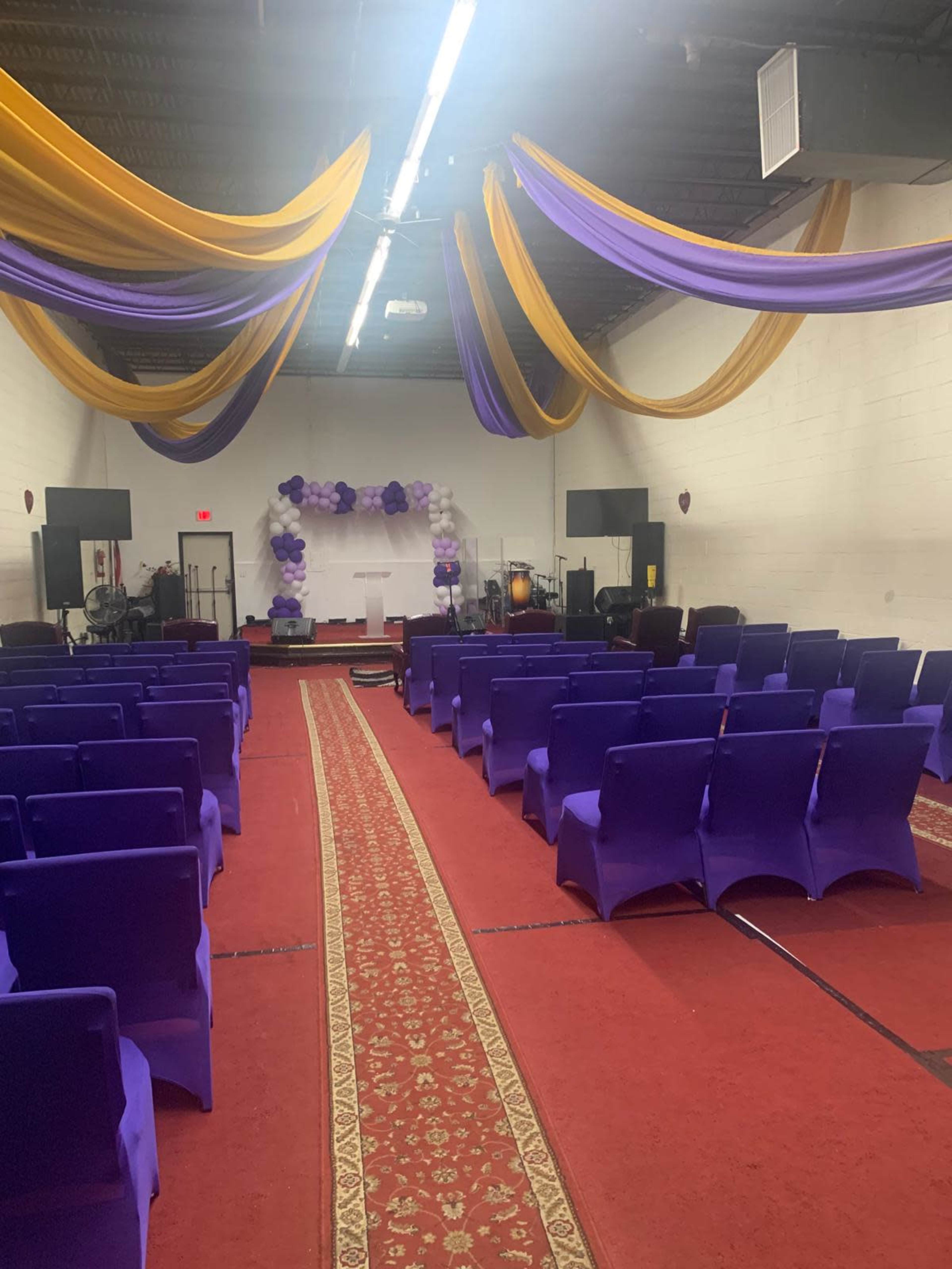 Versatile DC Area Industrial Space with Stage and Event Prep Zones Image in , Hyattsville, MD