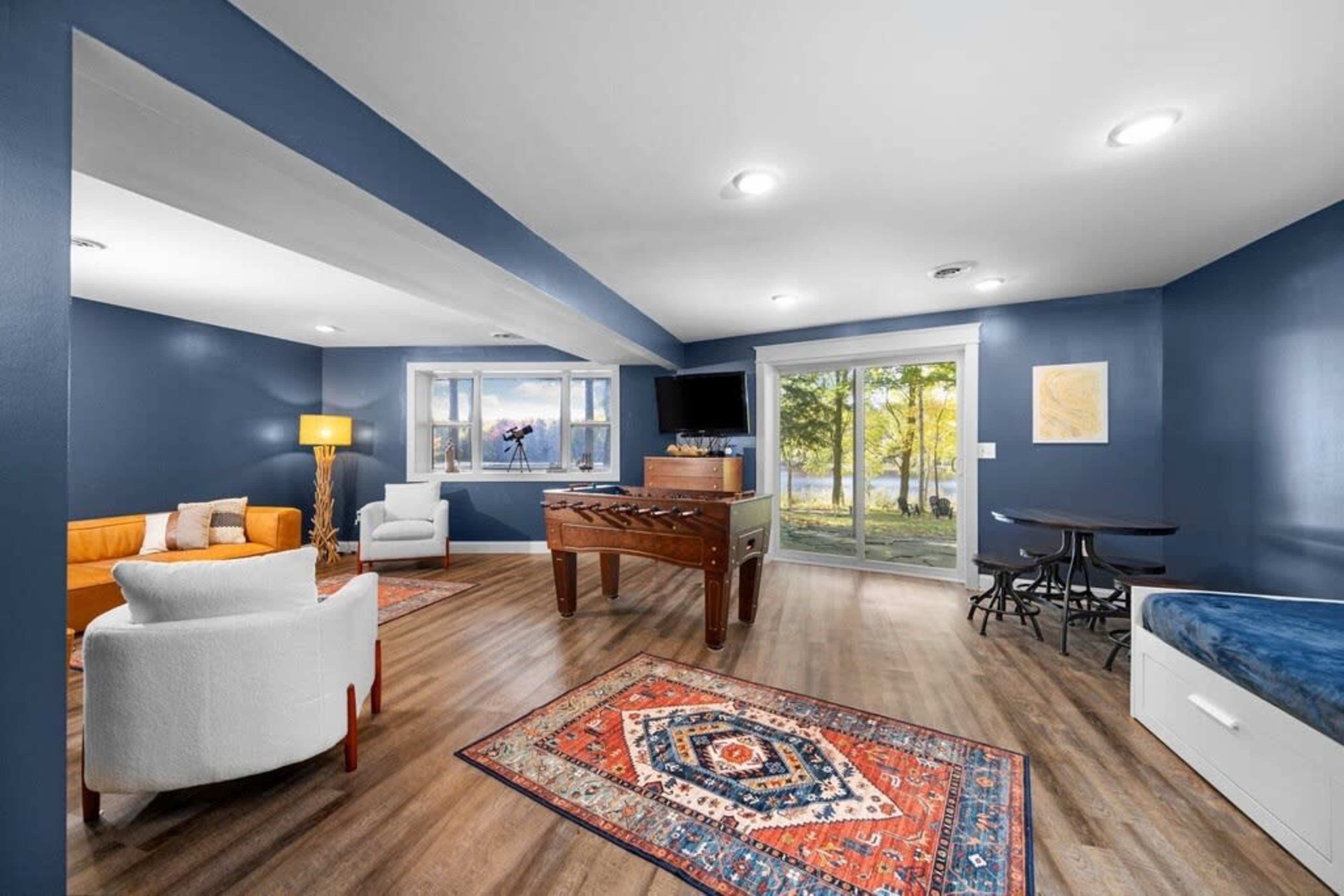 Beautiful Lakefront Cottage Image in Chester Township, Gaylord, MI