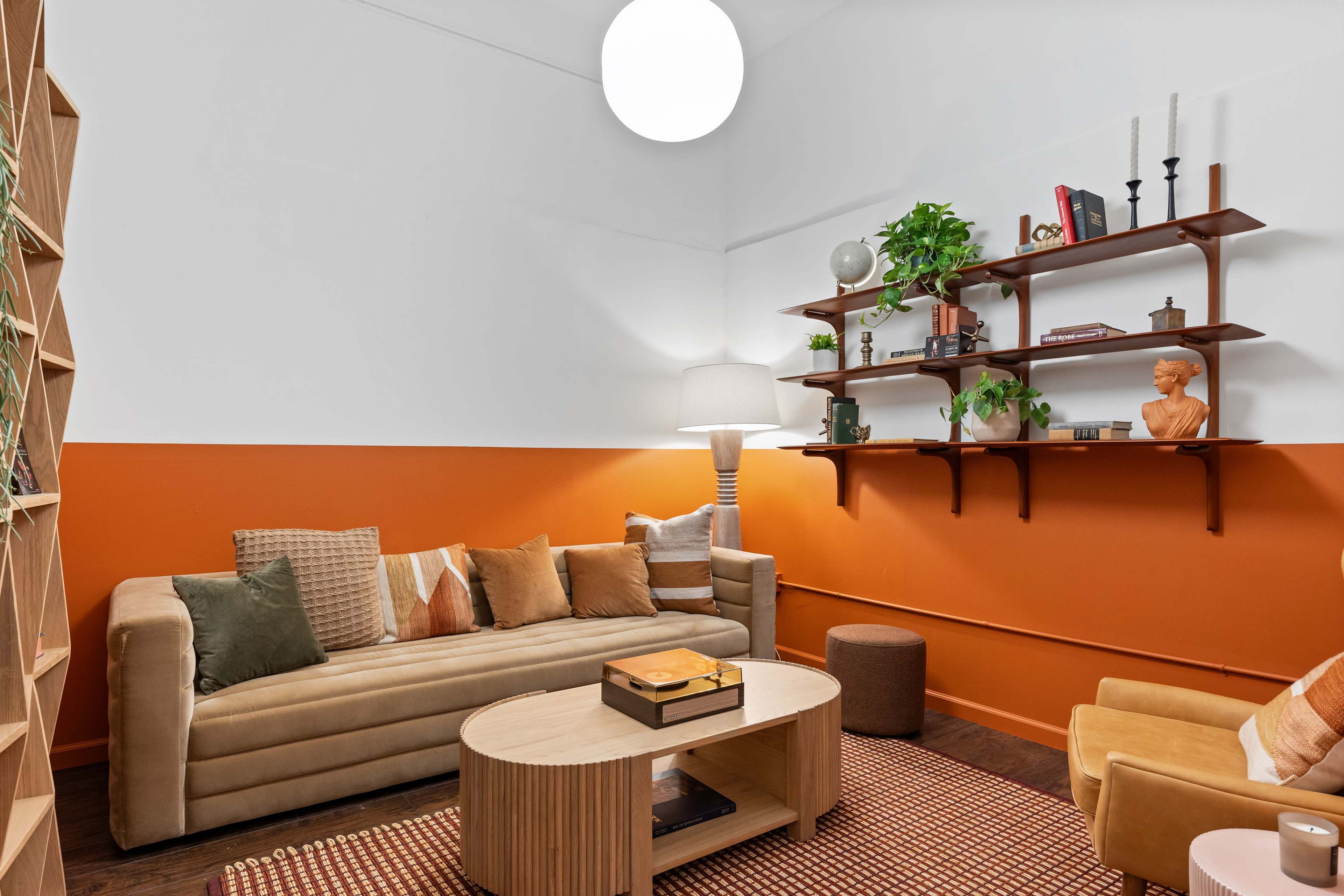 Mediterranean-style, private lounge, airy Image in San Rafael, San Rafael, CA