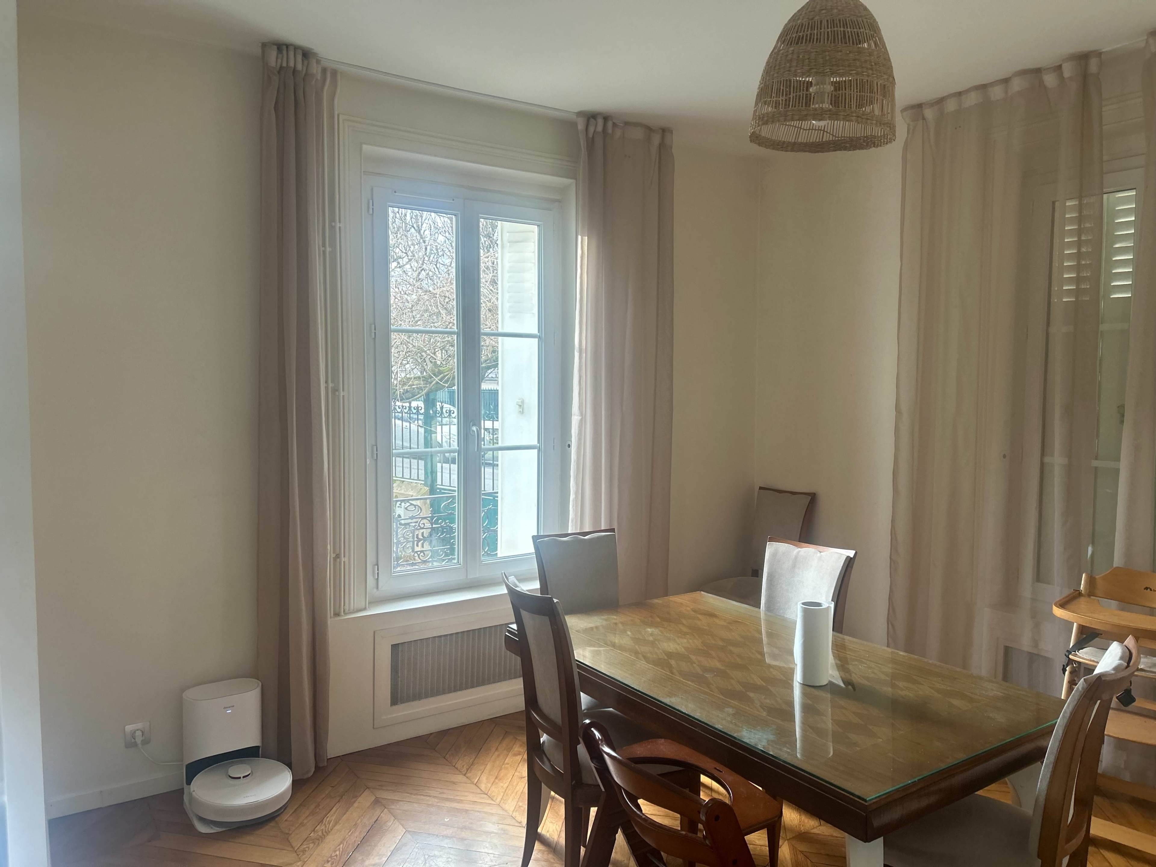 Maison de ville lumineuse avec sous sol pour tournage et shooting photo Image in , Corbeil-Essonnes