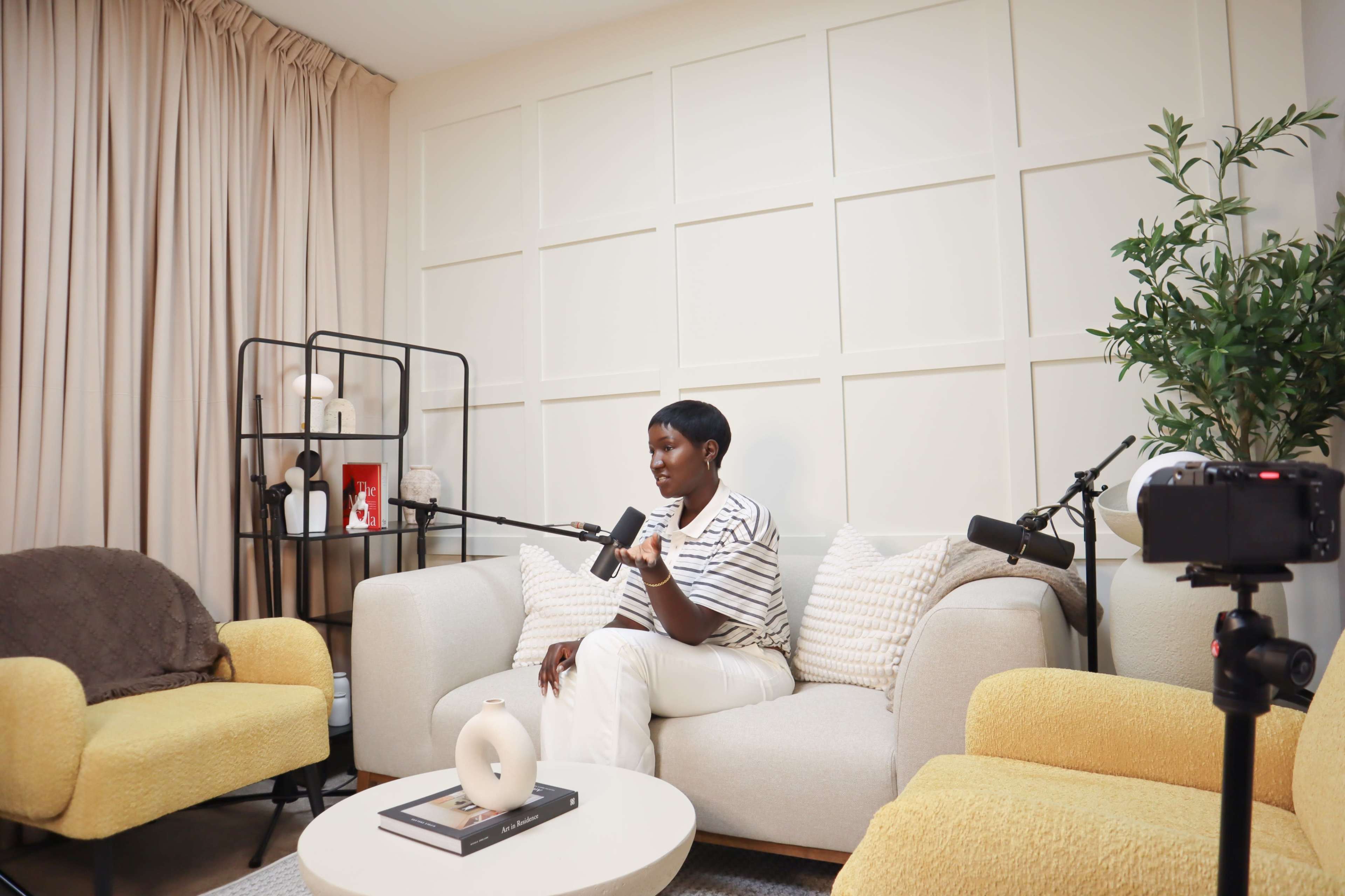 Aesthetic Podcast & Recording Studio Image in London, Finsbury Park, ENG