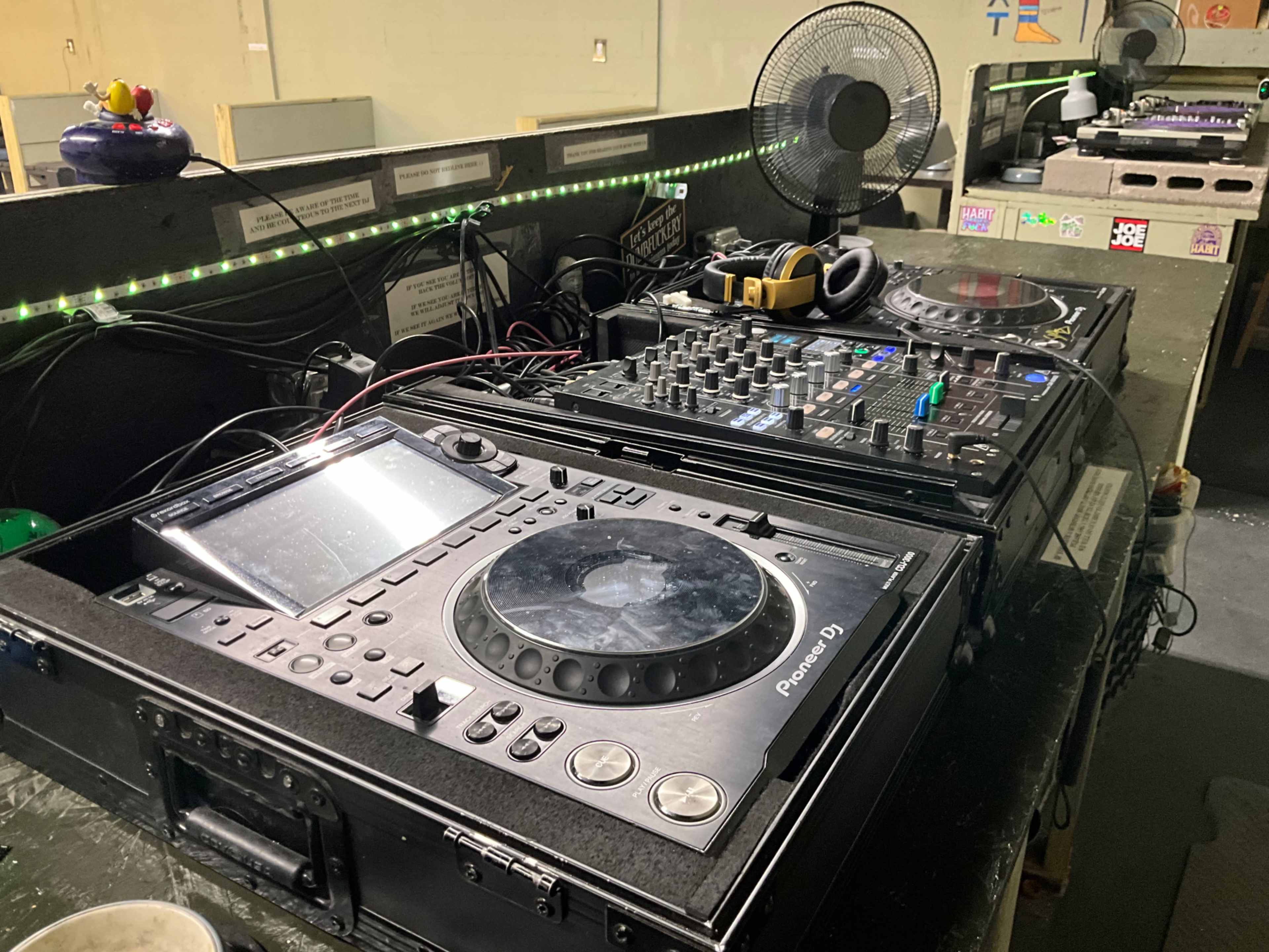 24/7  15 minutes from DownTown Dallas Image in Pleasant Grove, DALLAS, TX