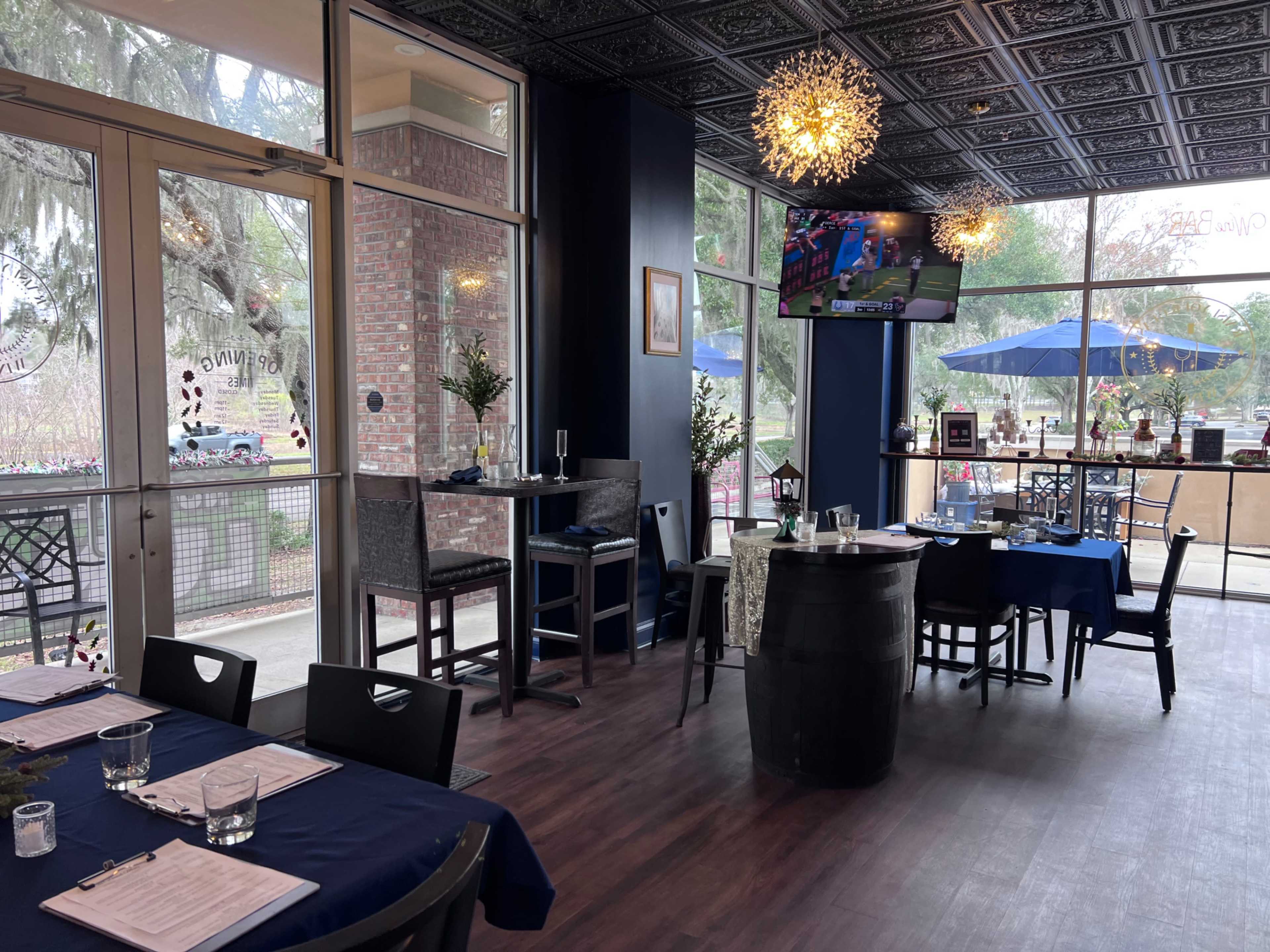 Intimate, elegant, Wine Bar & Restaurant Image in Gainesville, Gainesville, FL
