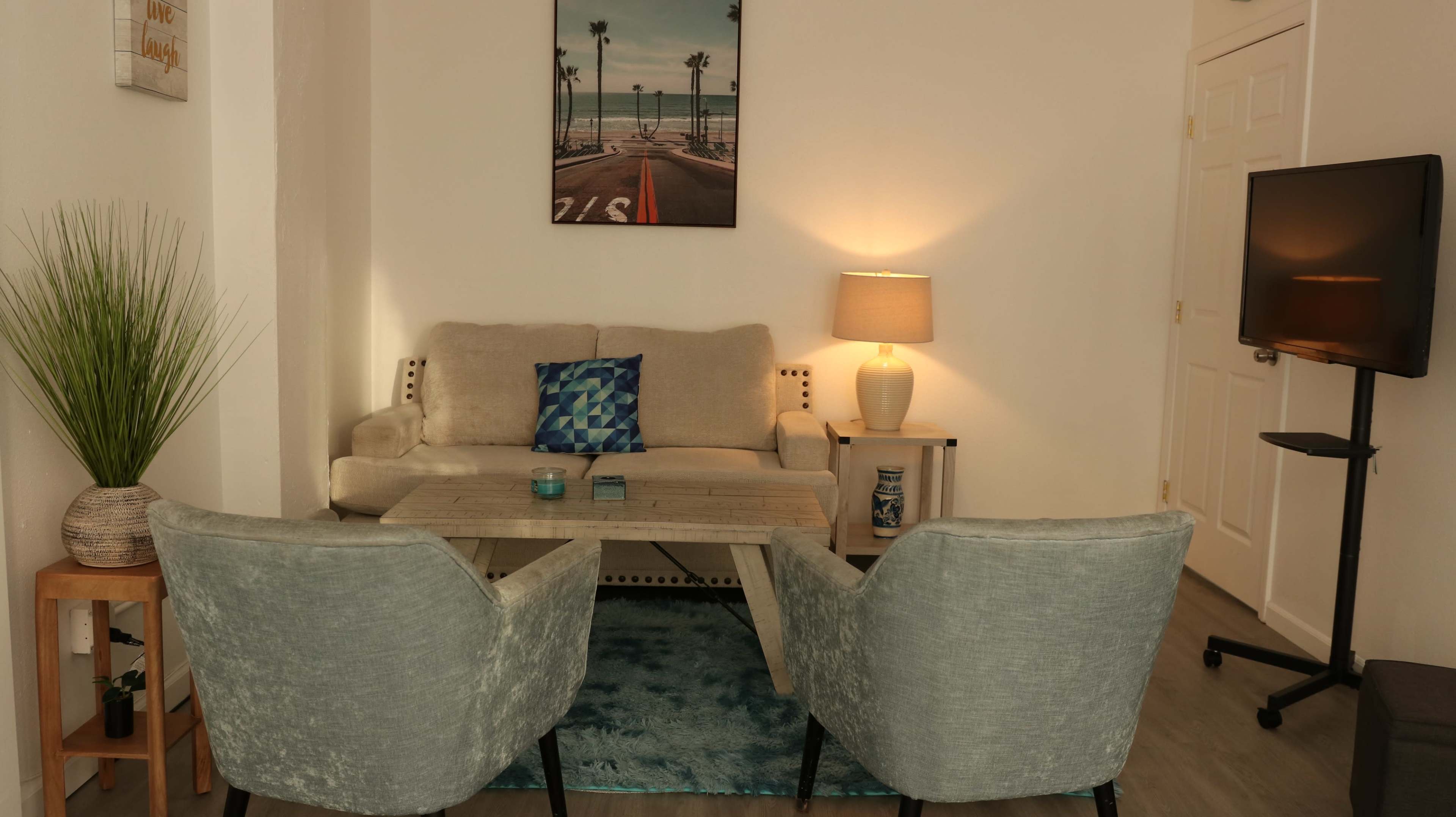 Multi-Purpose Creative Studio for Meetings, Shoots, Events & Media Production in Oakland Image in Downtown Oakland, Oakland, CA