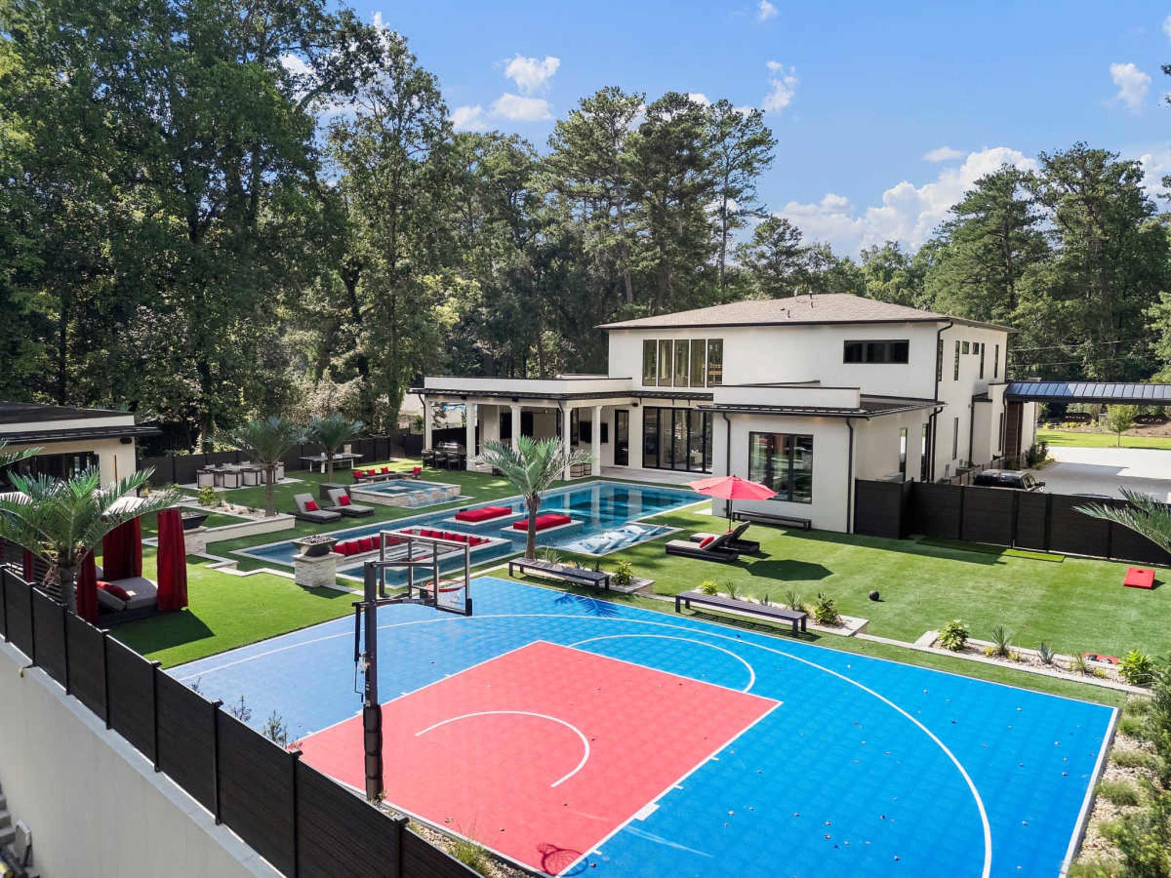 Luxury Modern Pool and Resort Backyard in Buckhea Image in Buckhead, Atlanta, GA